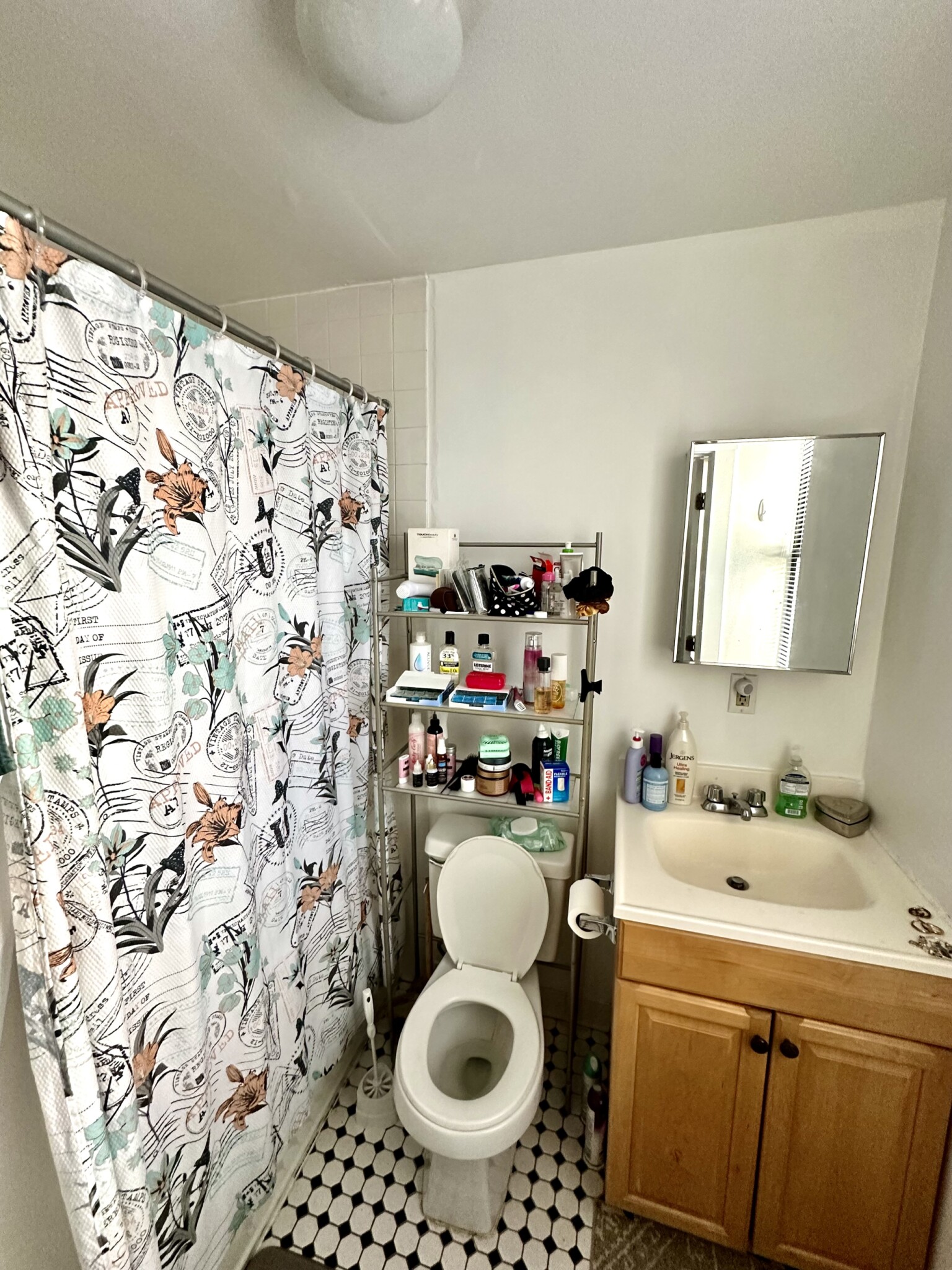 833 Beacon St, Fenway