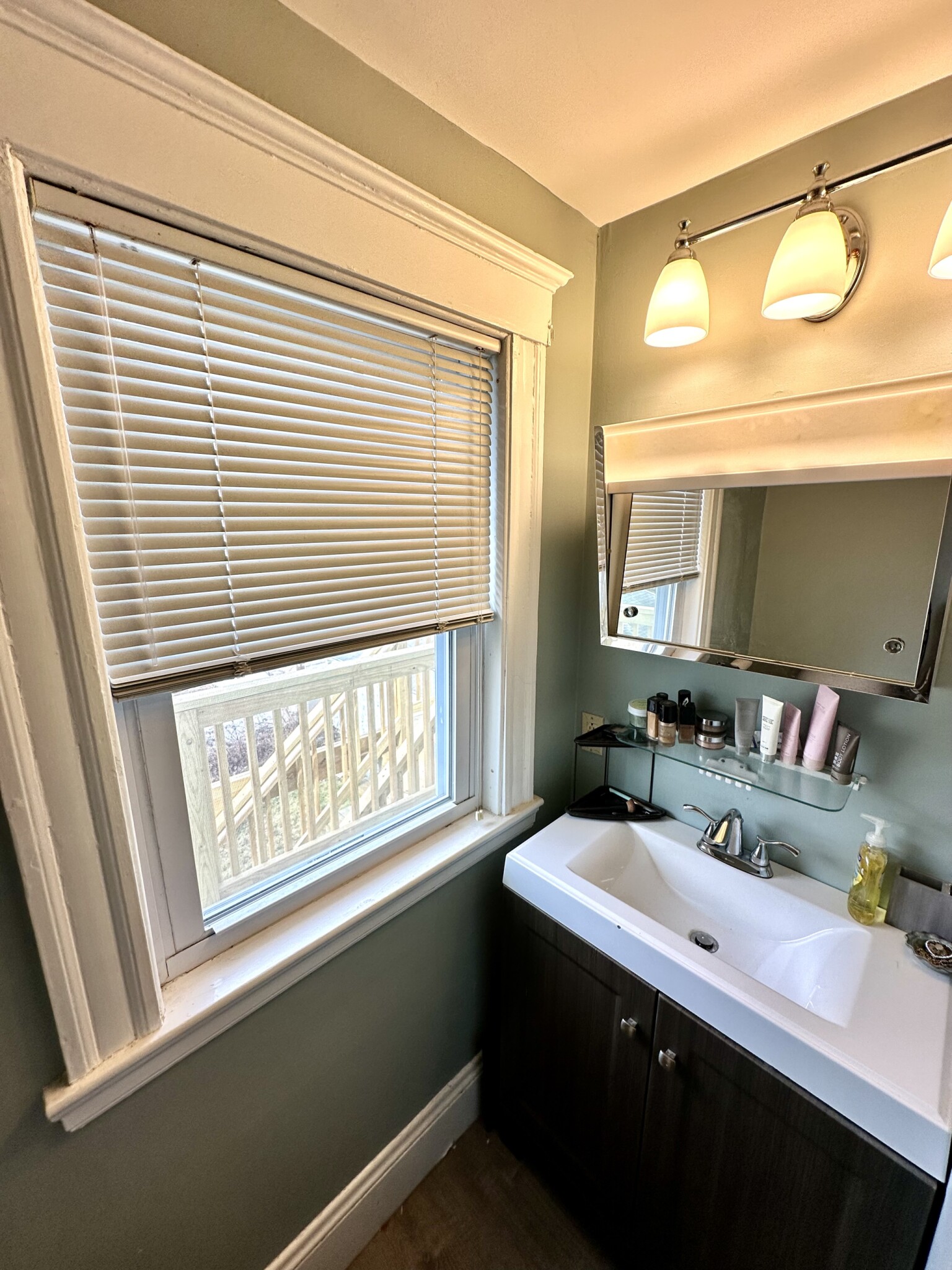 156 Main St, Melrose