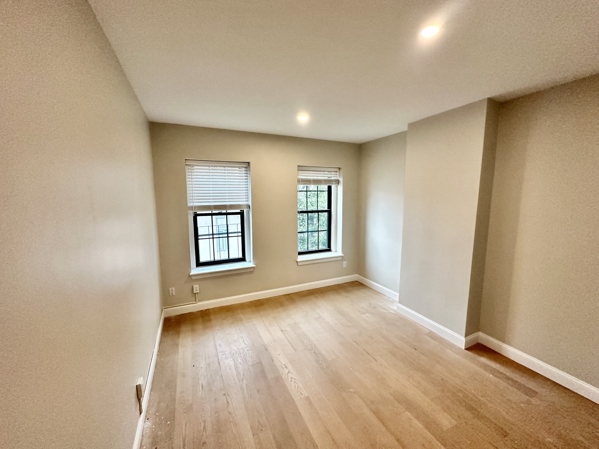 162 Saint Botolph, Back Bay