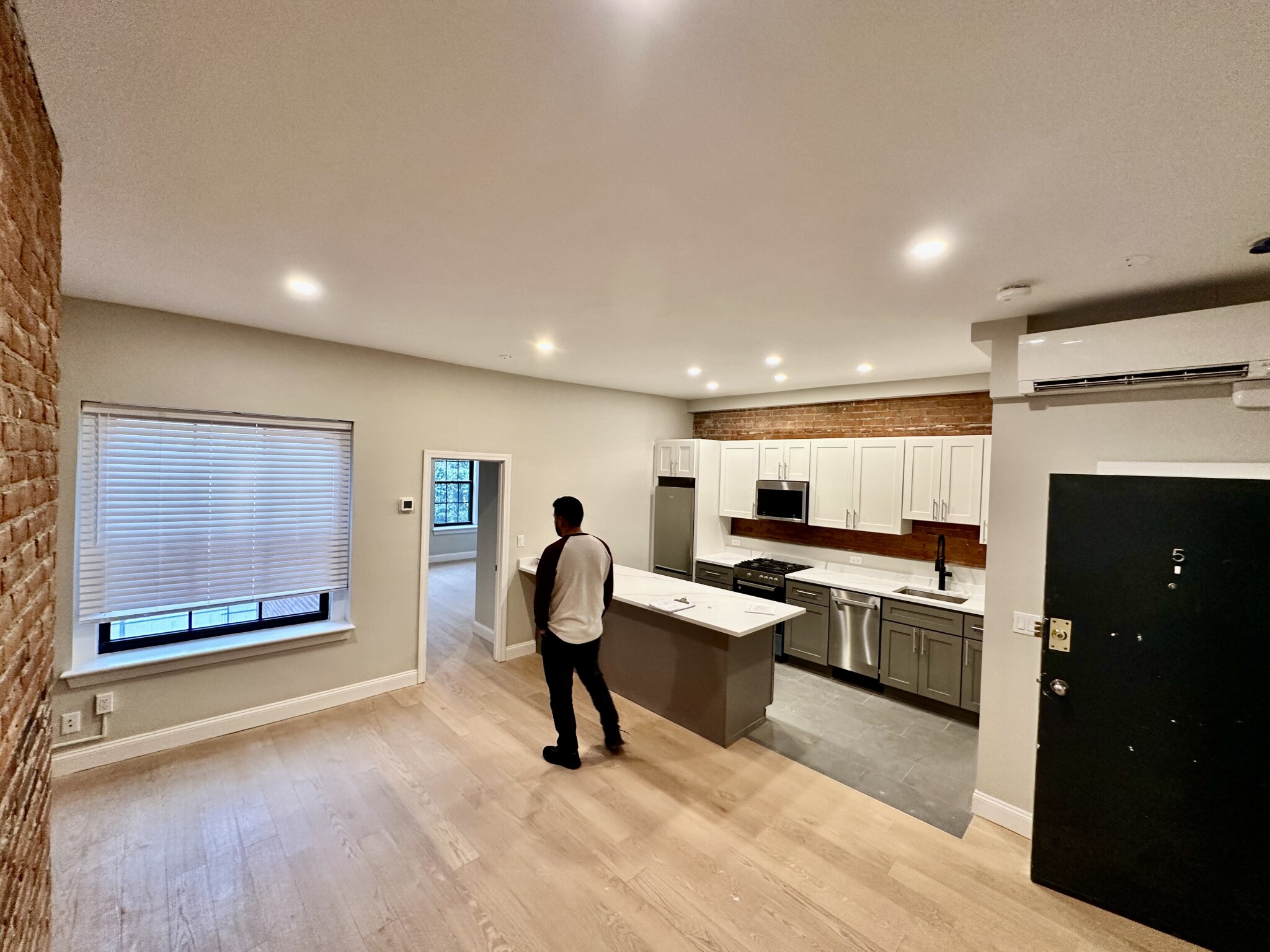 162 Saint Botolph, Back Bay