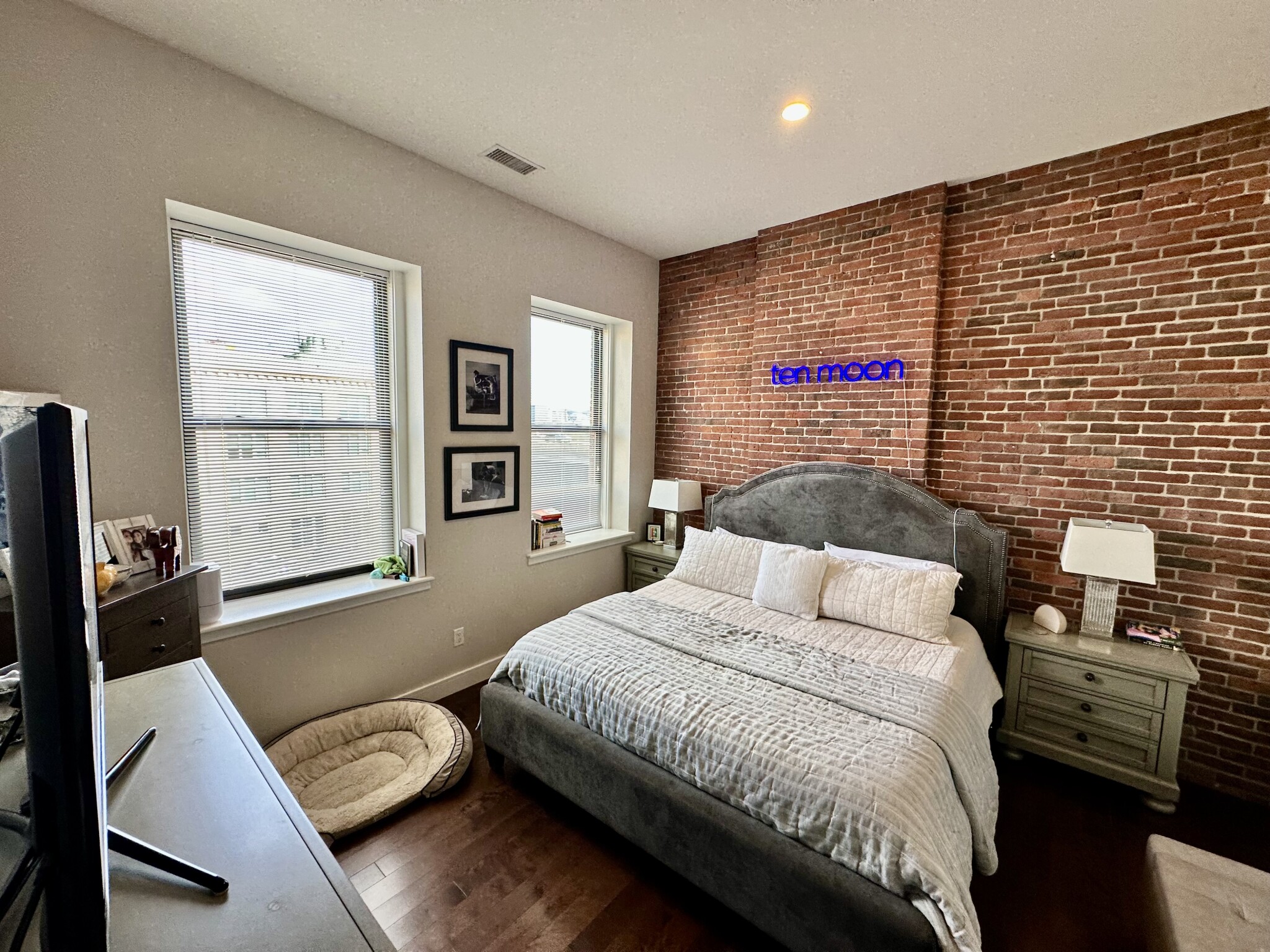 460c Harrison Ave, South End