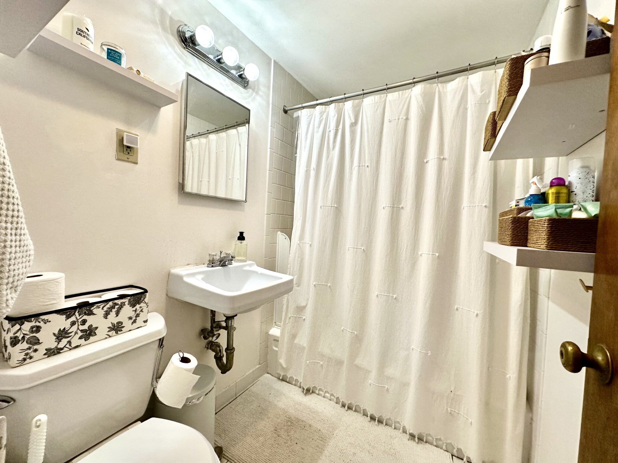 90 West Cedar St, Beacon Hill