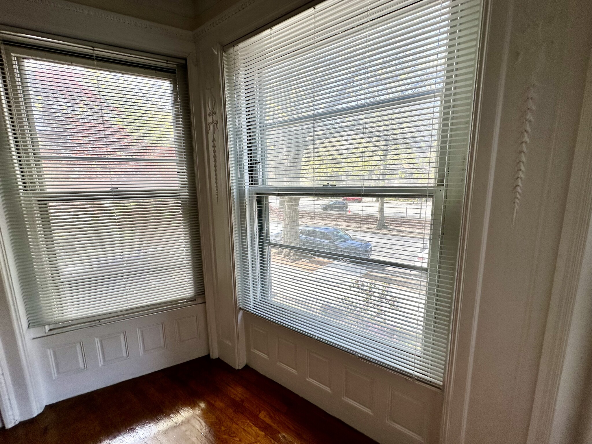 1071 Beacon St, Longwood