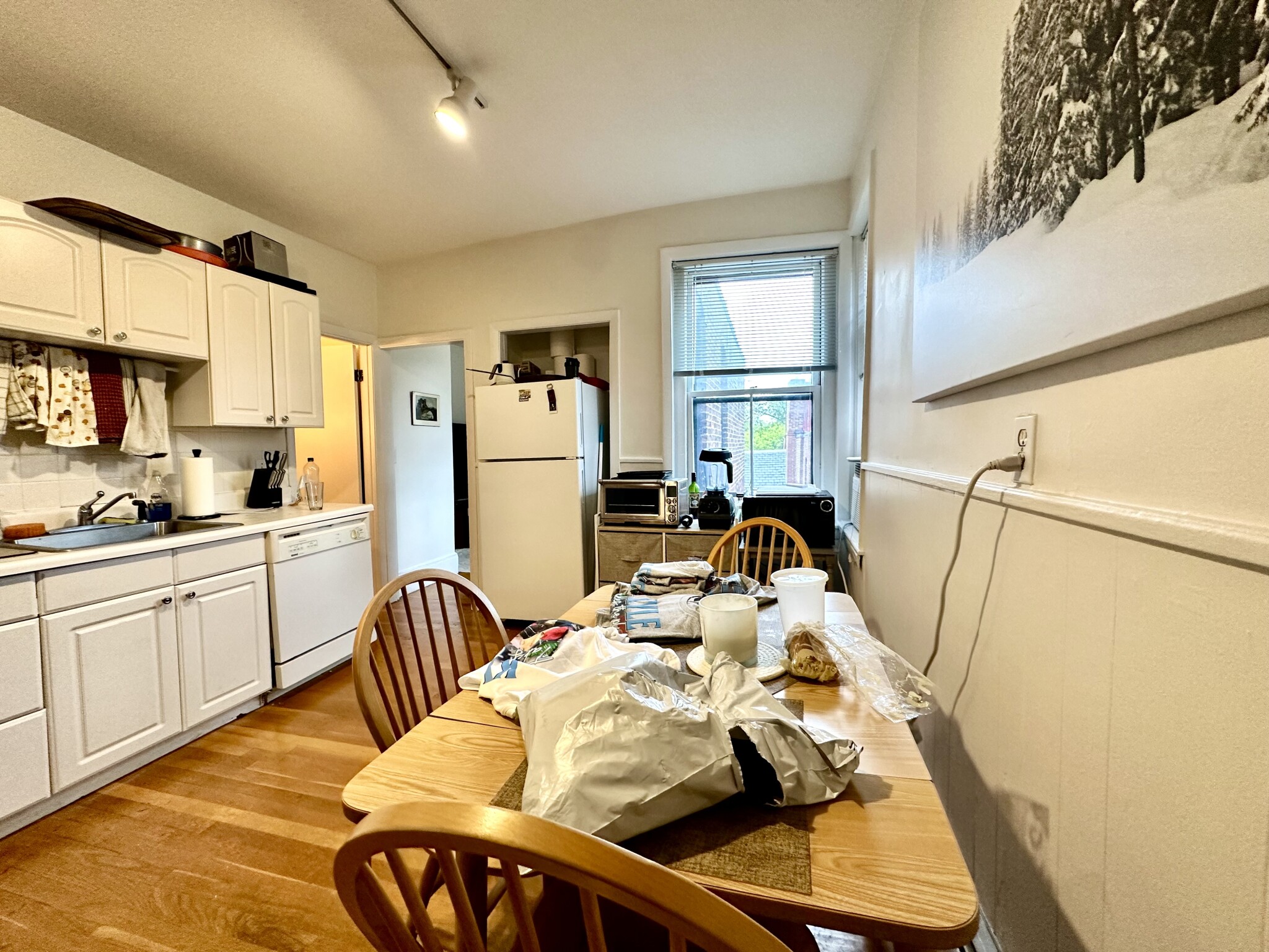 17 Irving St, Beacon Hill