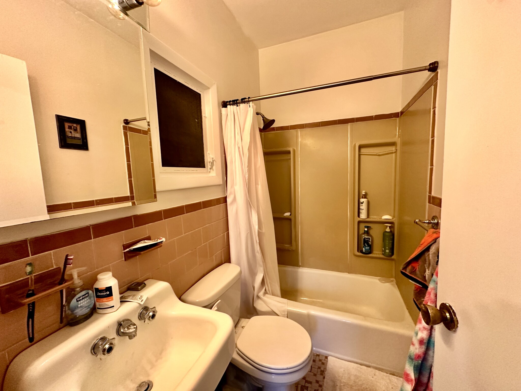 17 Irving St, Beacon Hill