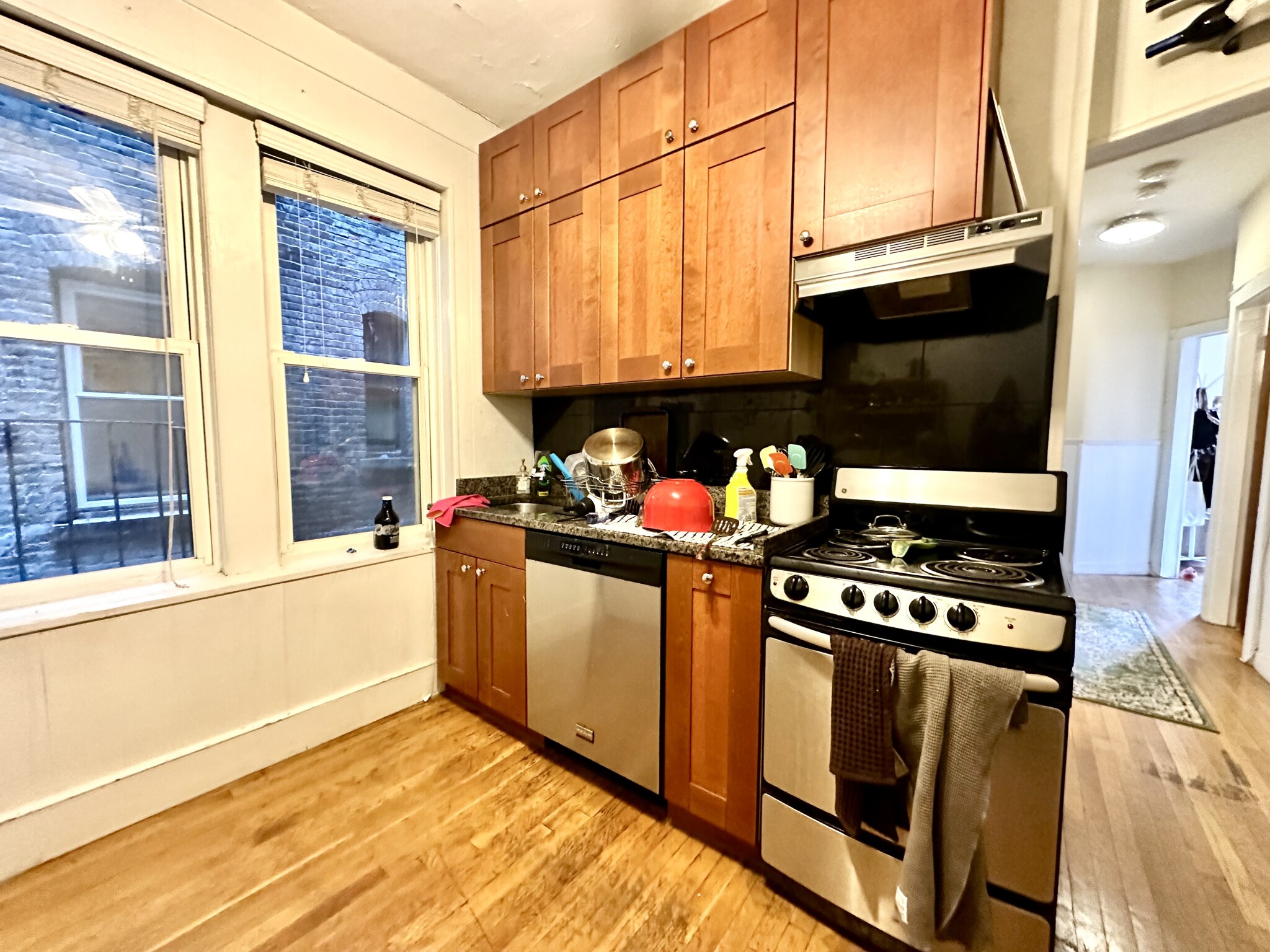 108 Myrtle, Beacon Hill