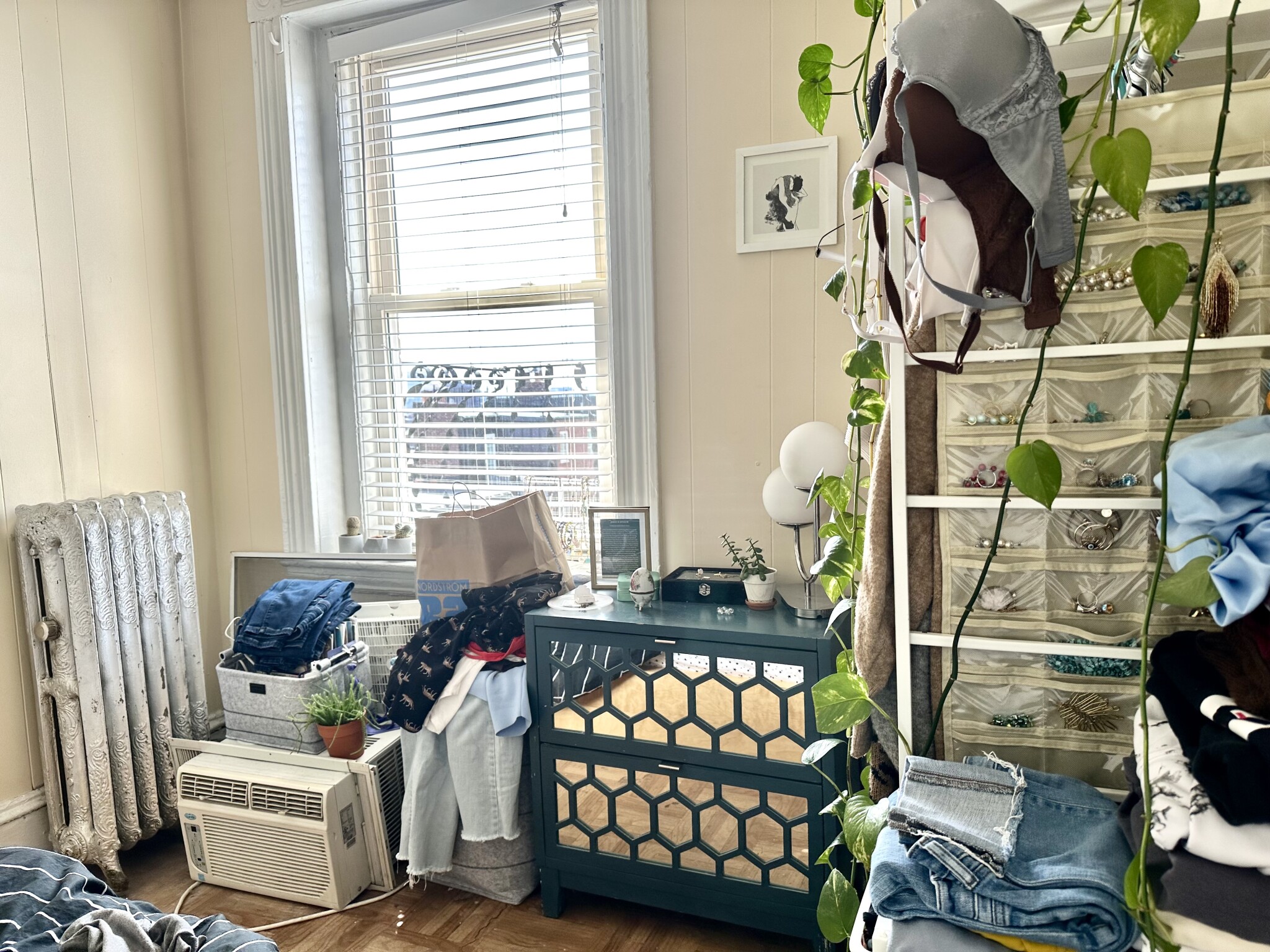 108 Myrtle St, Beacon Hill