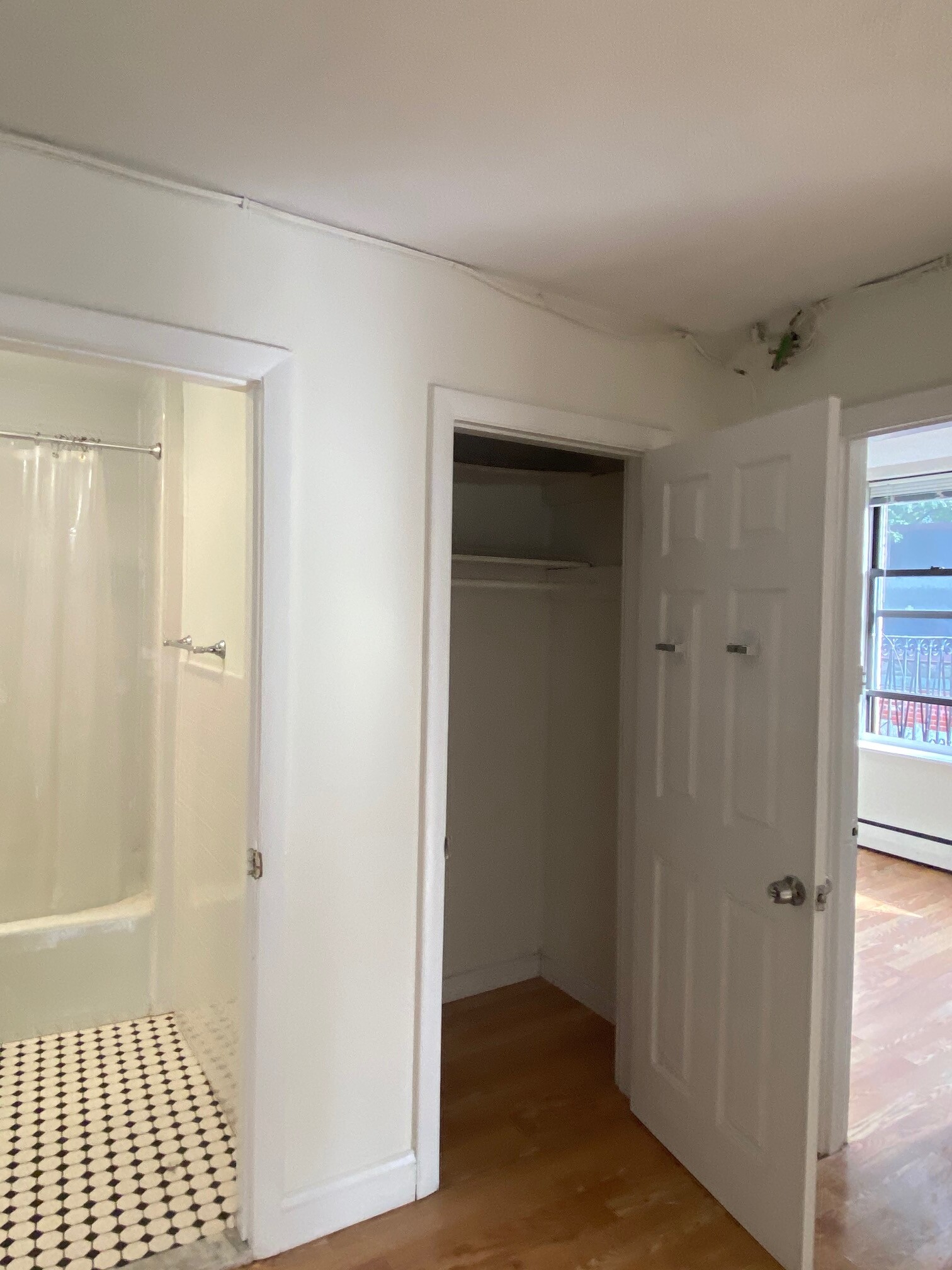 5 North Margin, North End