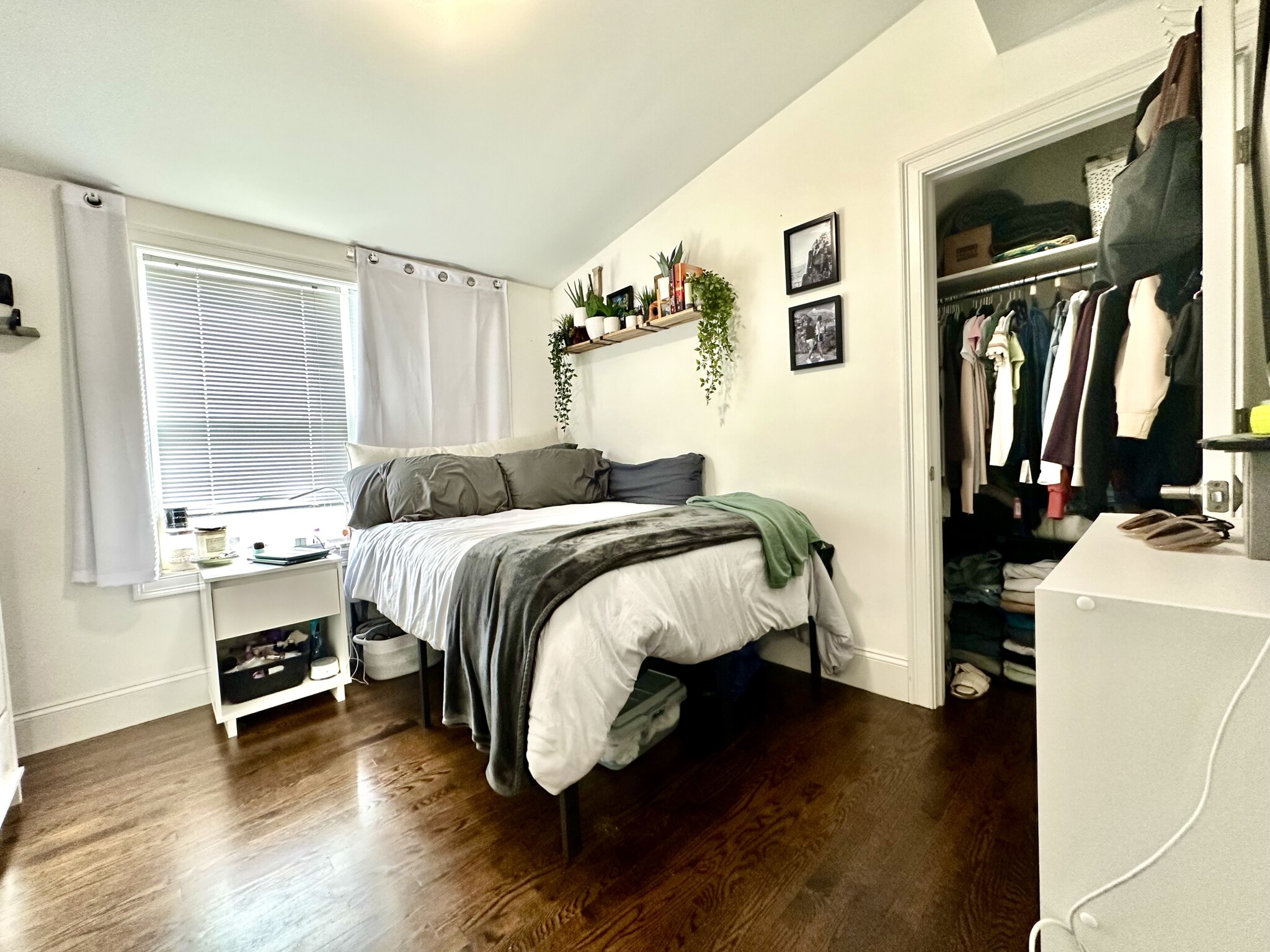 154 Gold St, South Boston