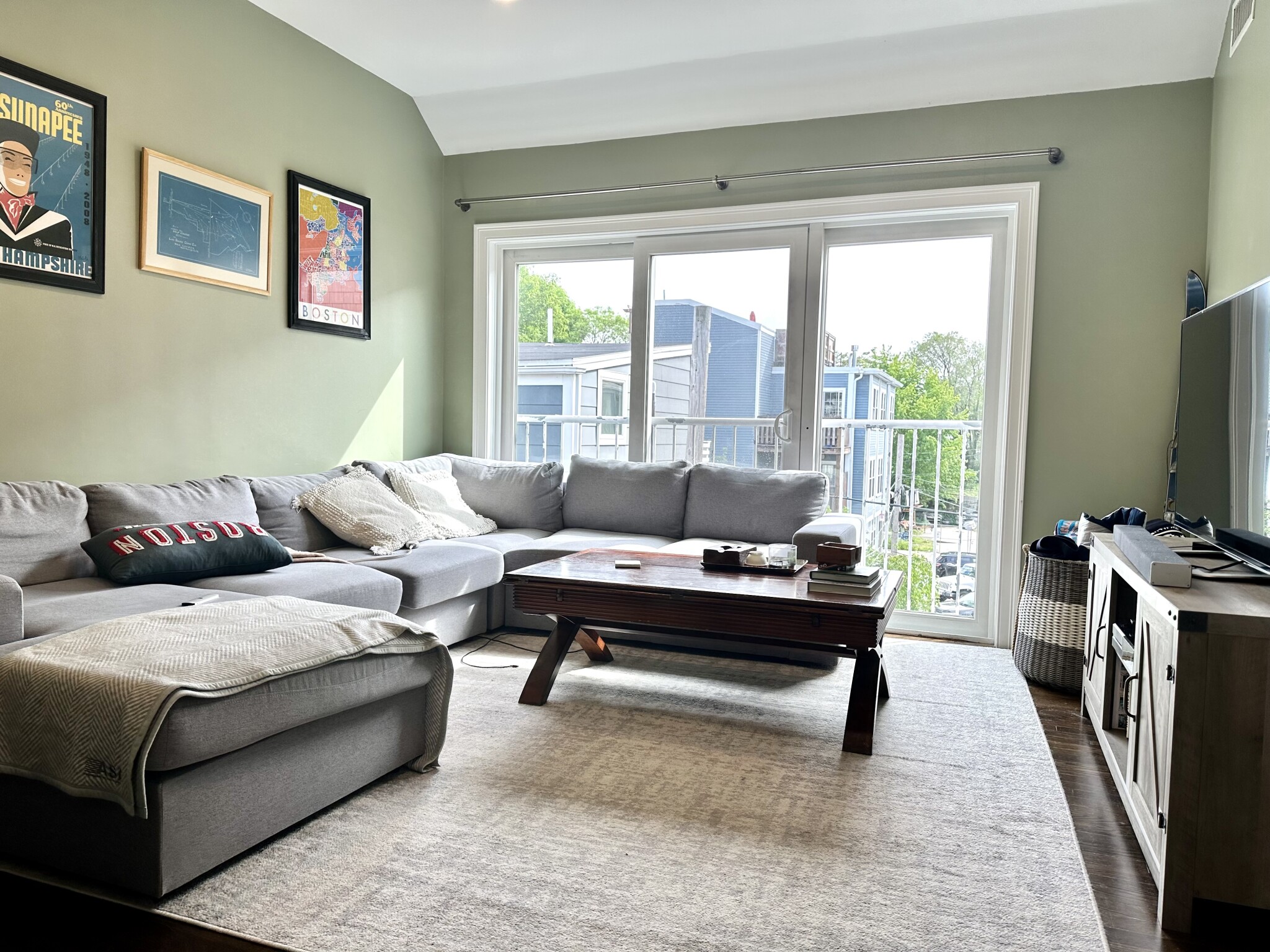 154 Gold St, South Boston