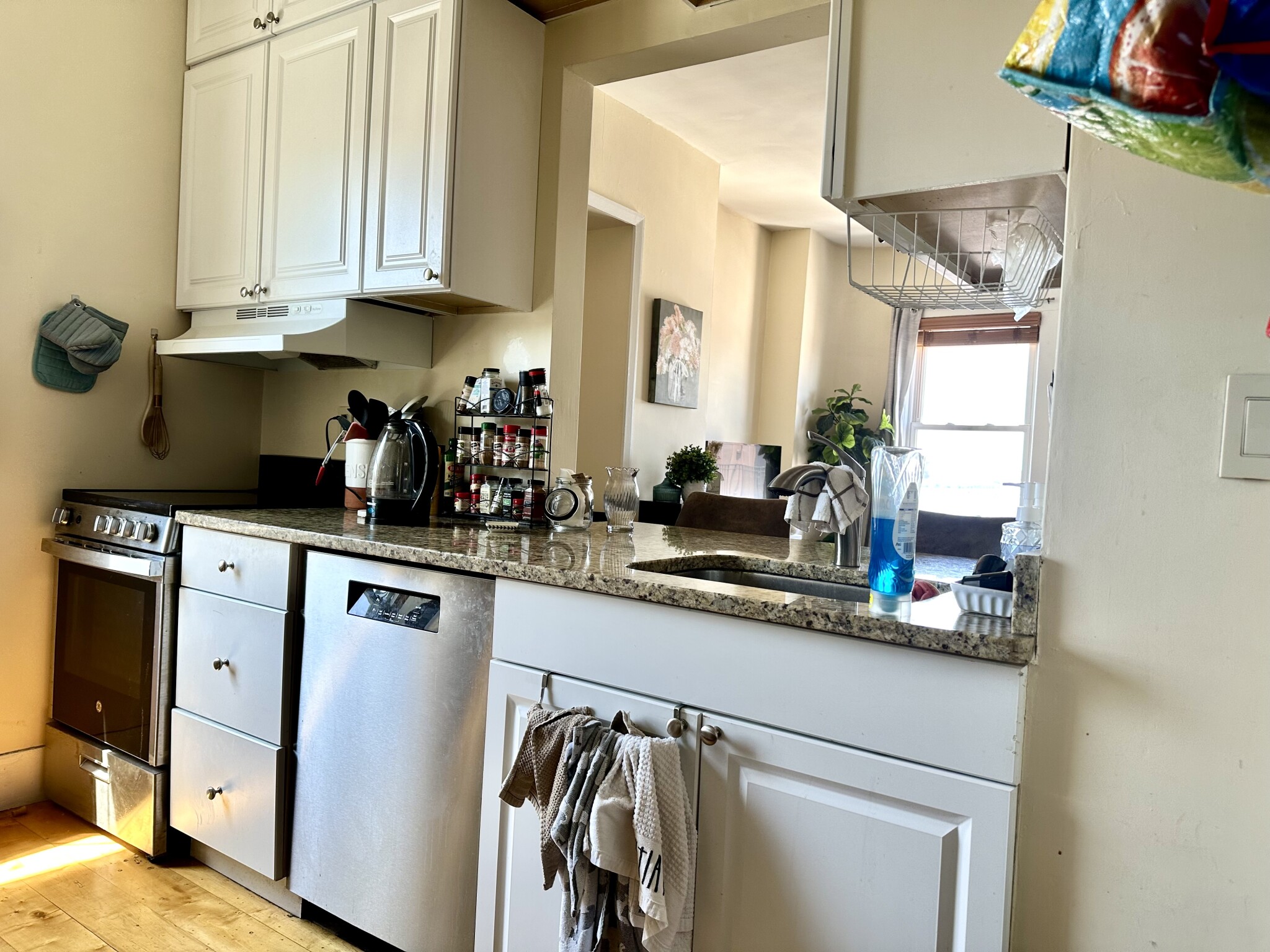 108 Myrtle St, Beacon Hill