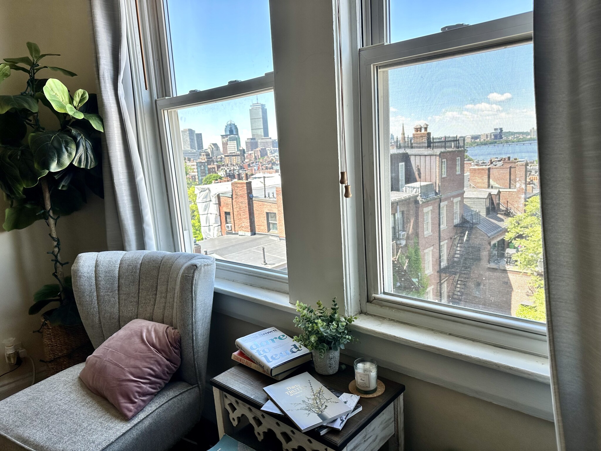 108 Myrtle St, Beacon Hill