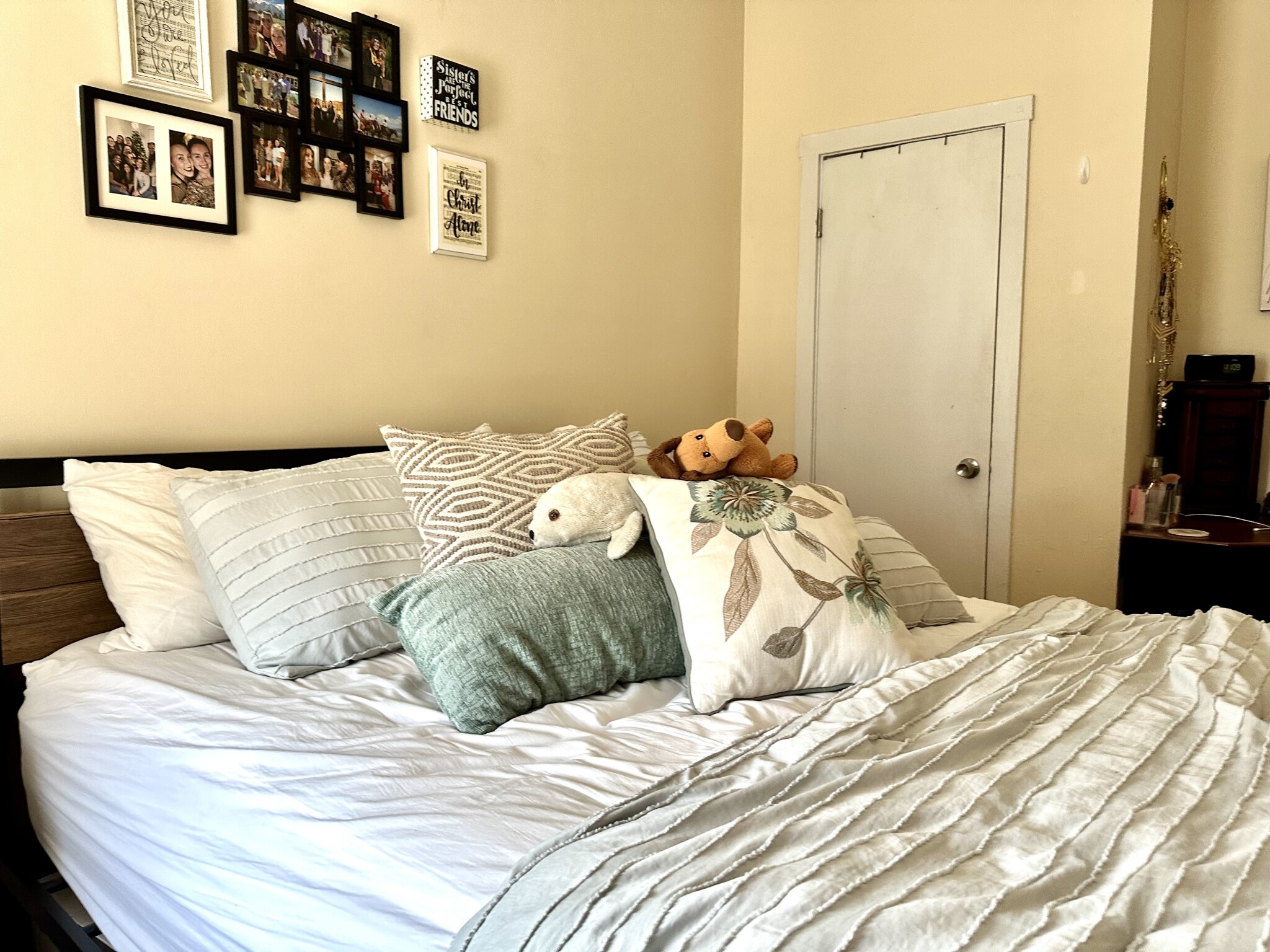 108 Myrtle St, Beacon Hill