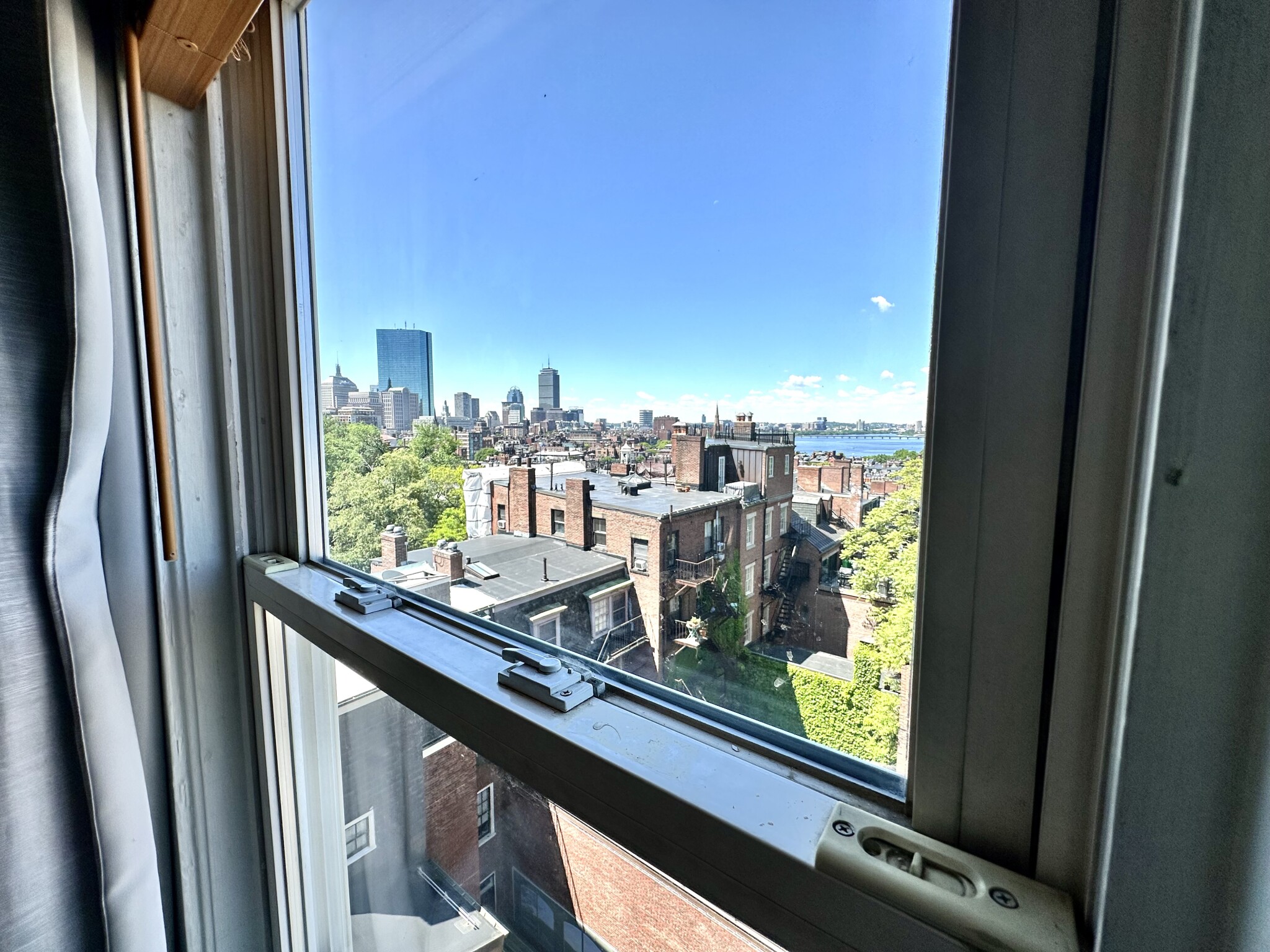 108 Myrtle St, Beacon Hill