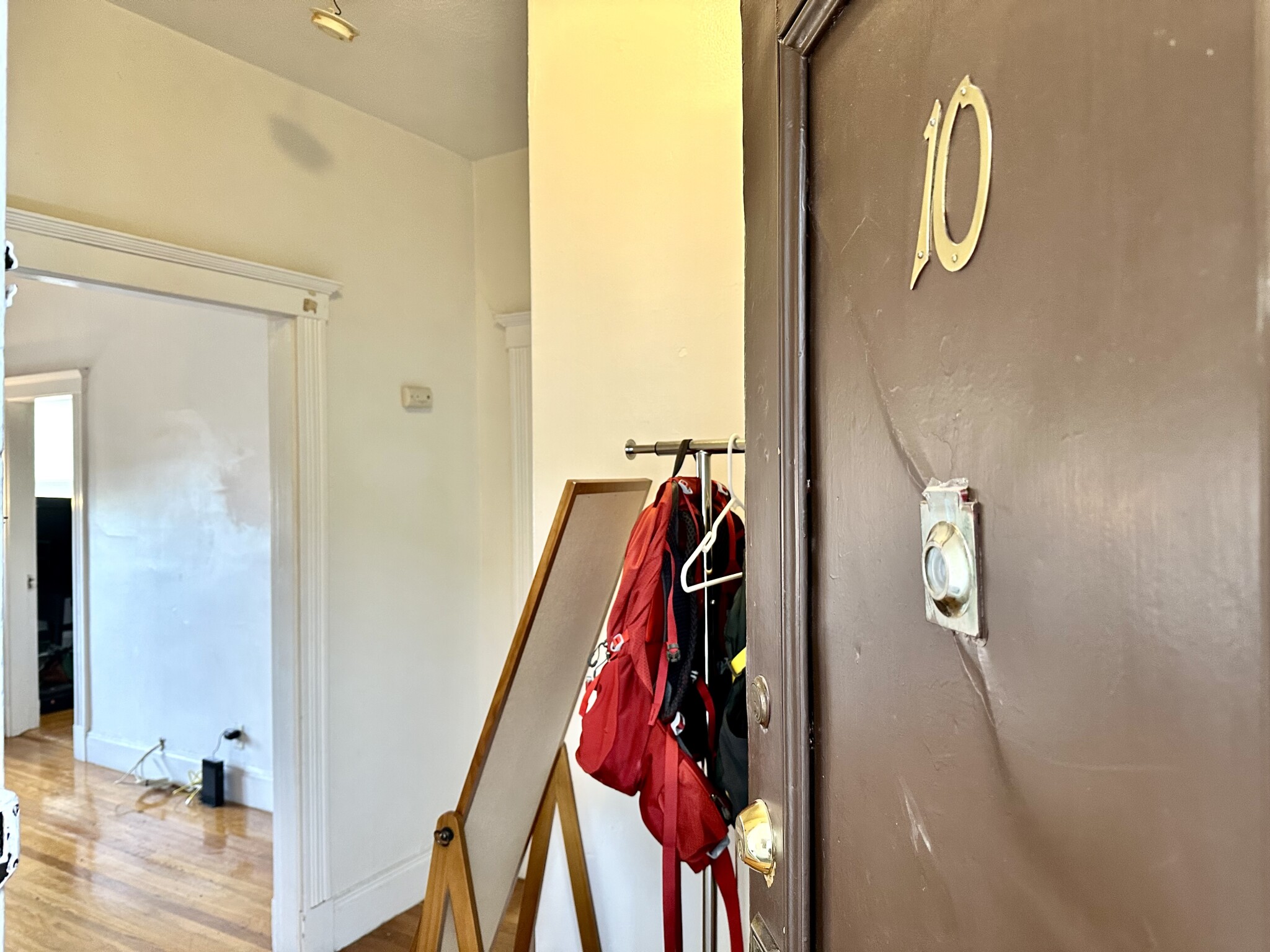 39 Mount Hood, Brighton