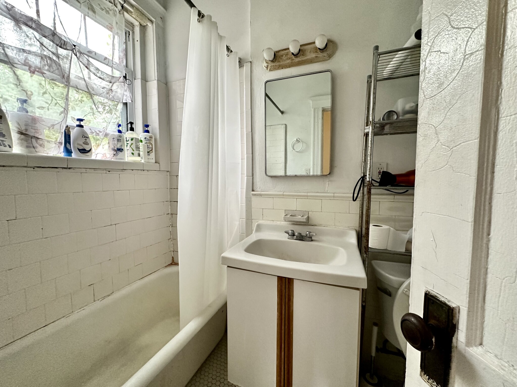 39 Mount Hood, Brighton