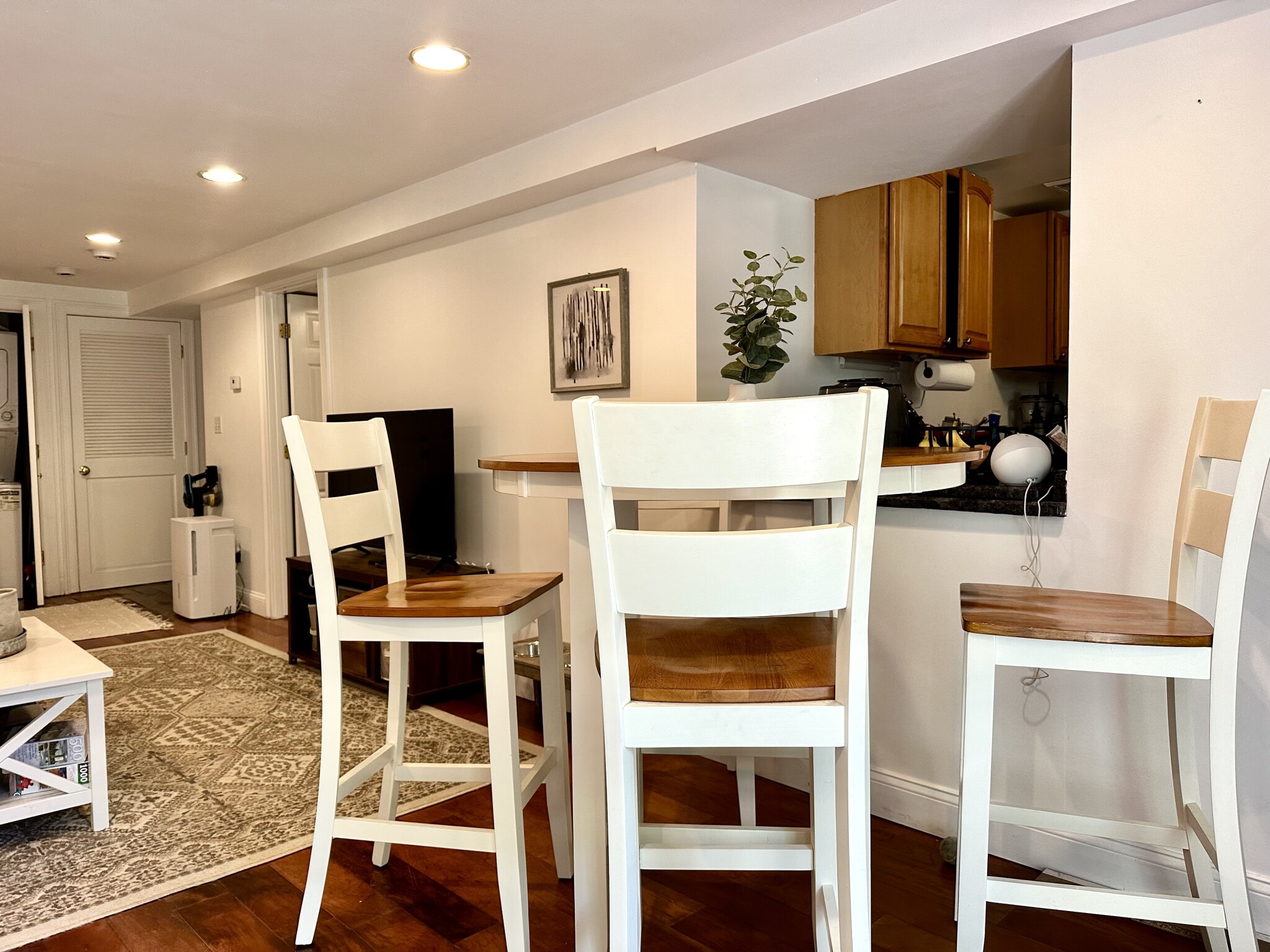 12-14 Marcella, Wellington-Harrington