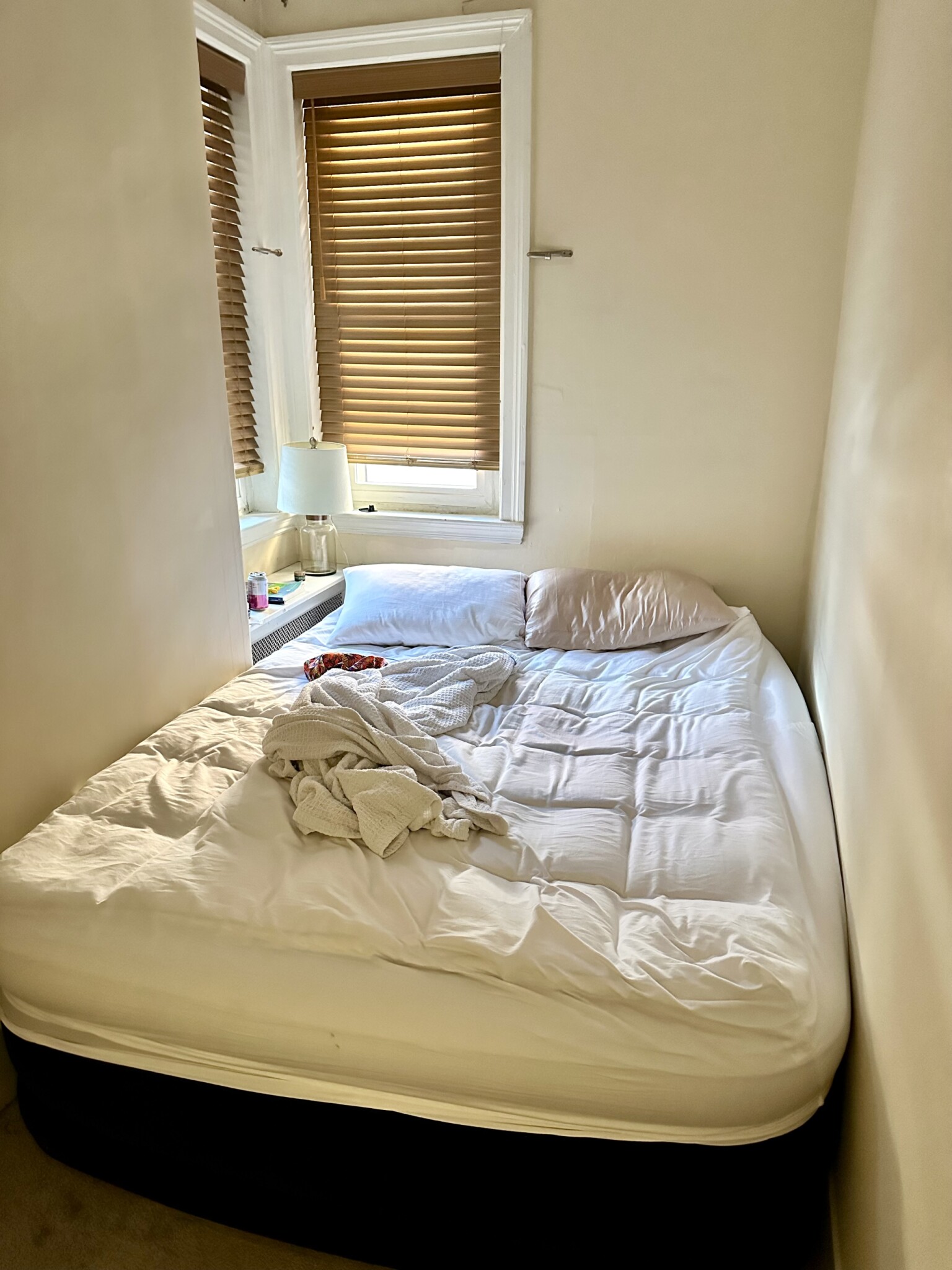 1748 Beacon St, Washington Square