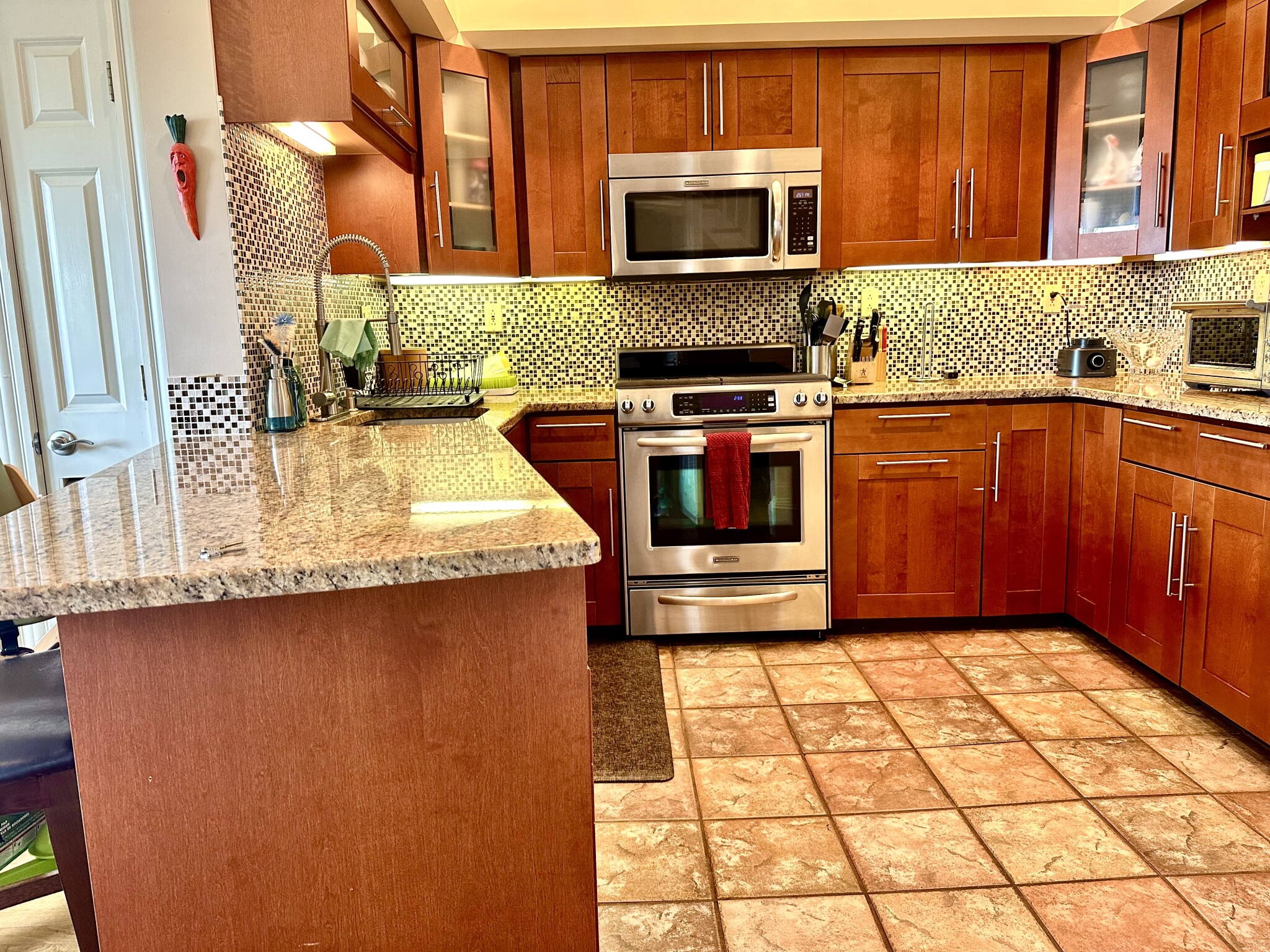 39 Old Harbor, South Boston