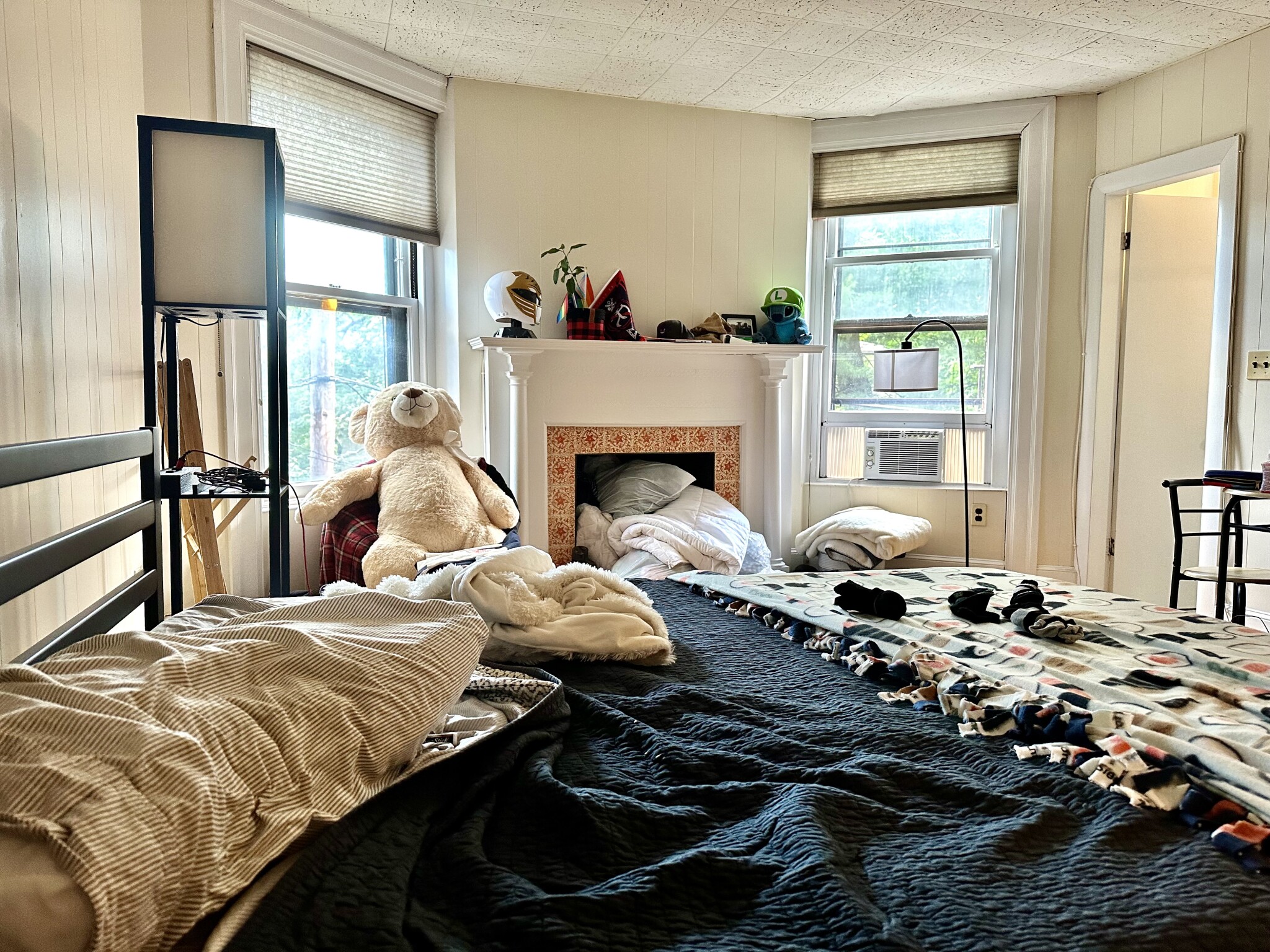 1063 Beacon St, Longwood