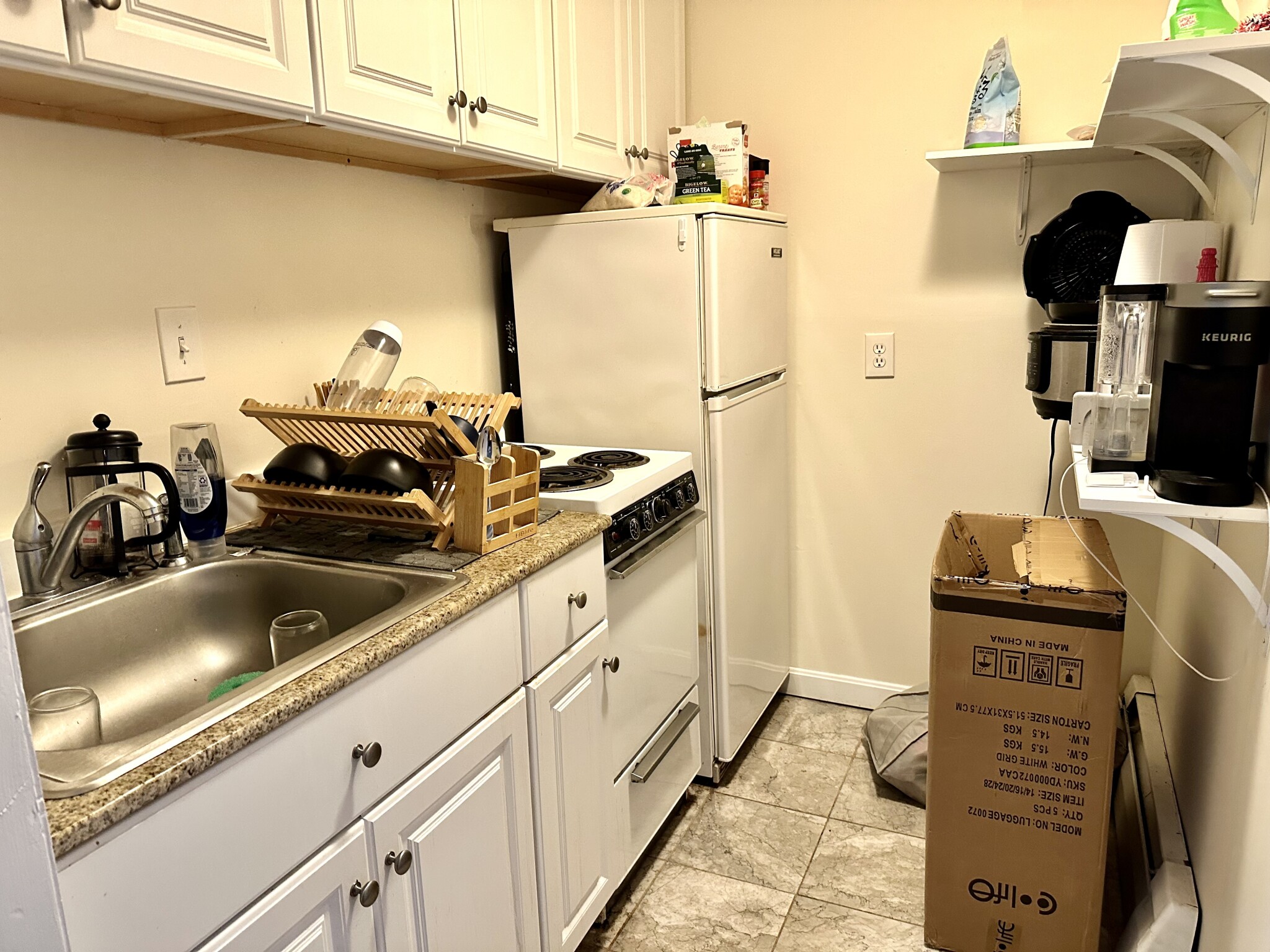 1063 Beacon St, Longwood