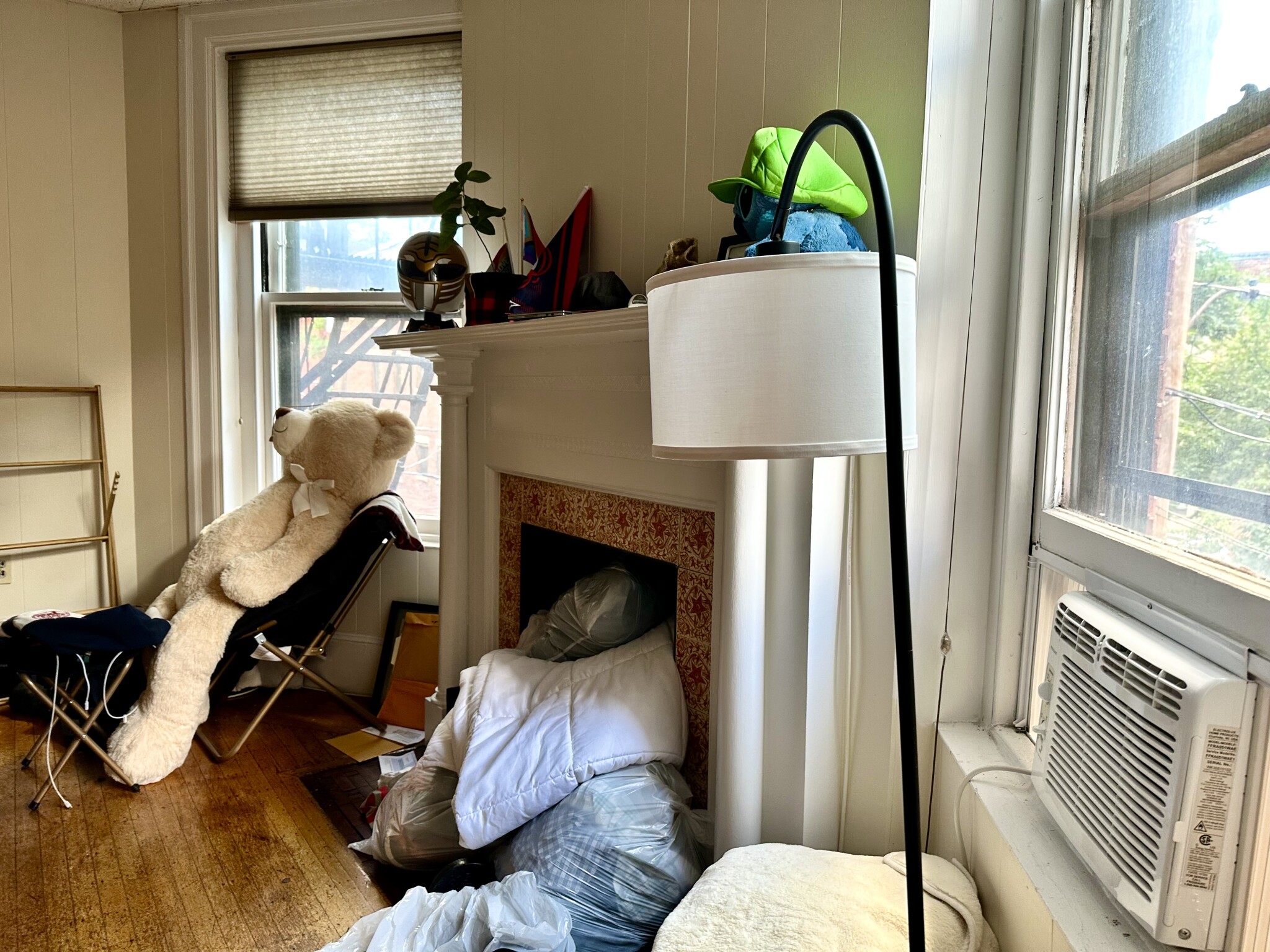 1063 Beacon St, Longwood