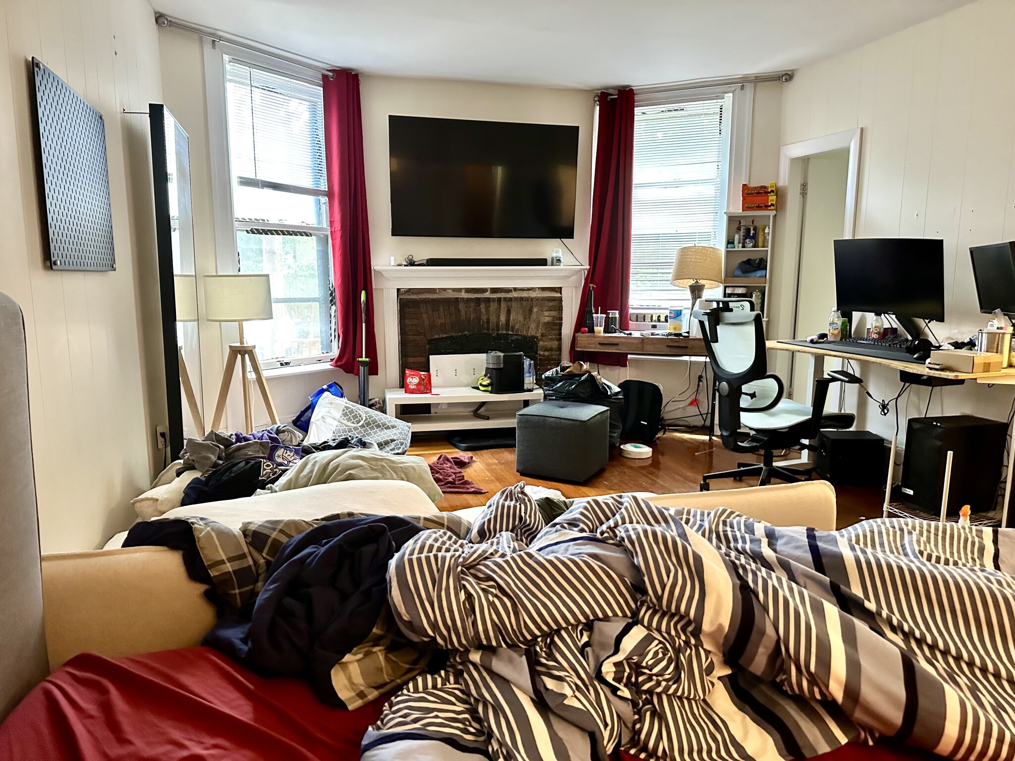 1063 Beacon St, Longwood