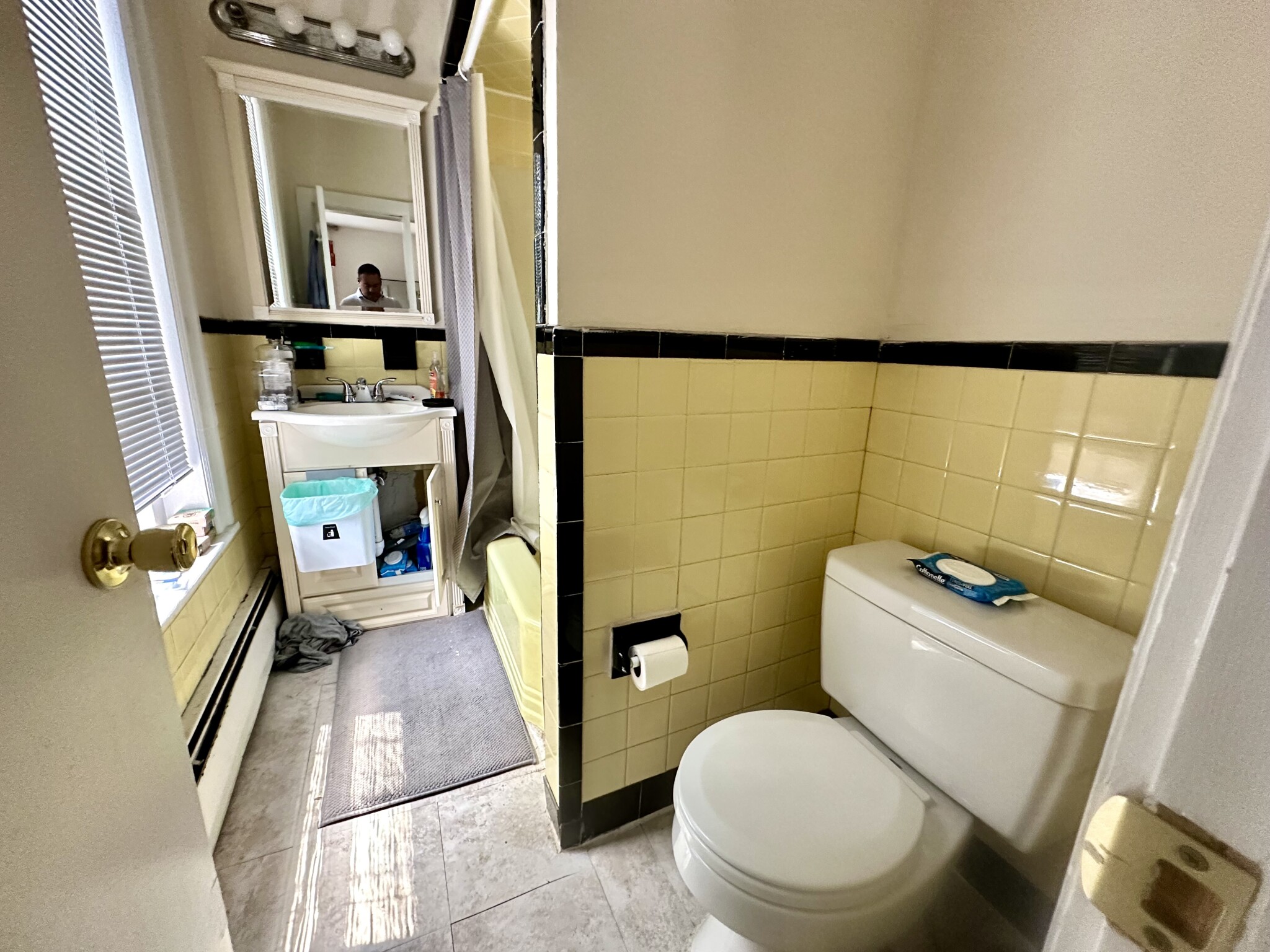 1063 Beacon St, Longwood