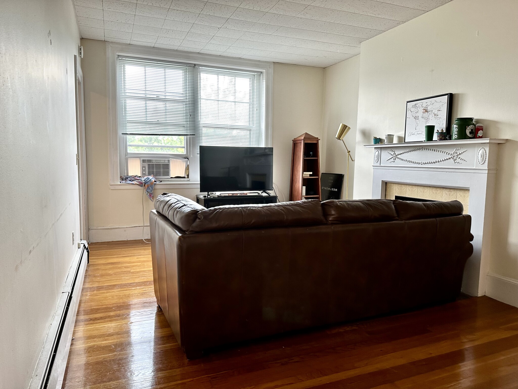 1063 Beacon St, Longwood