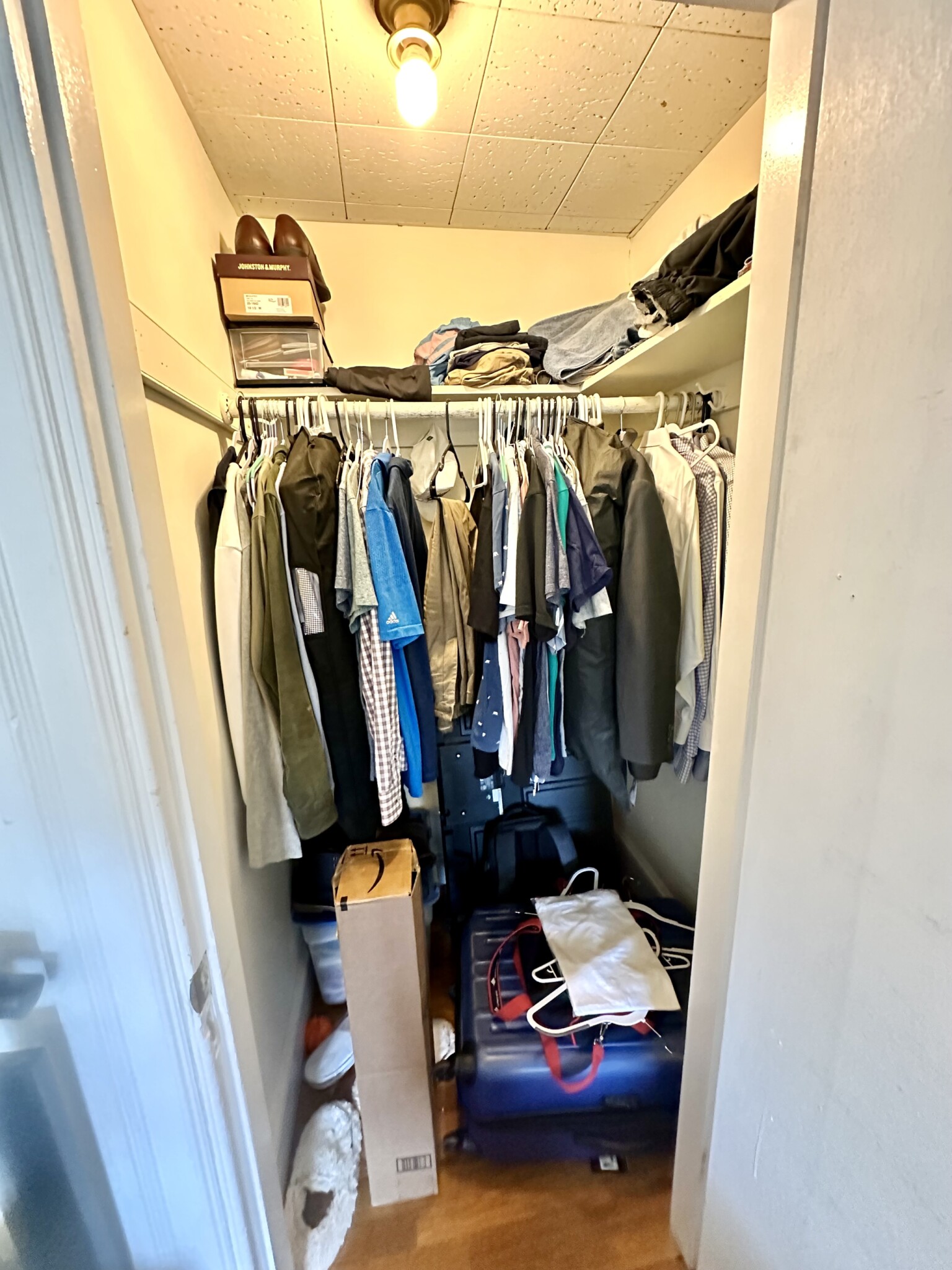 1063 Beacon St, Longwood