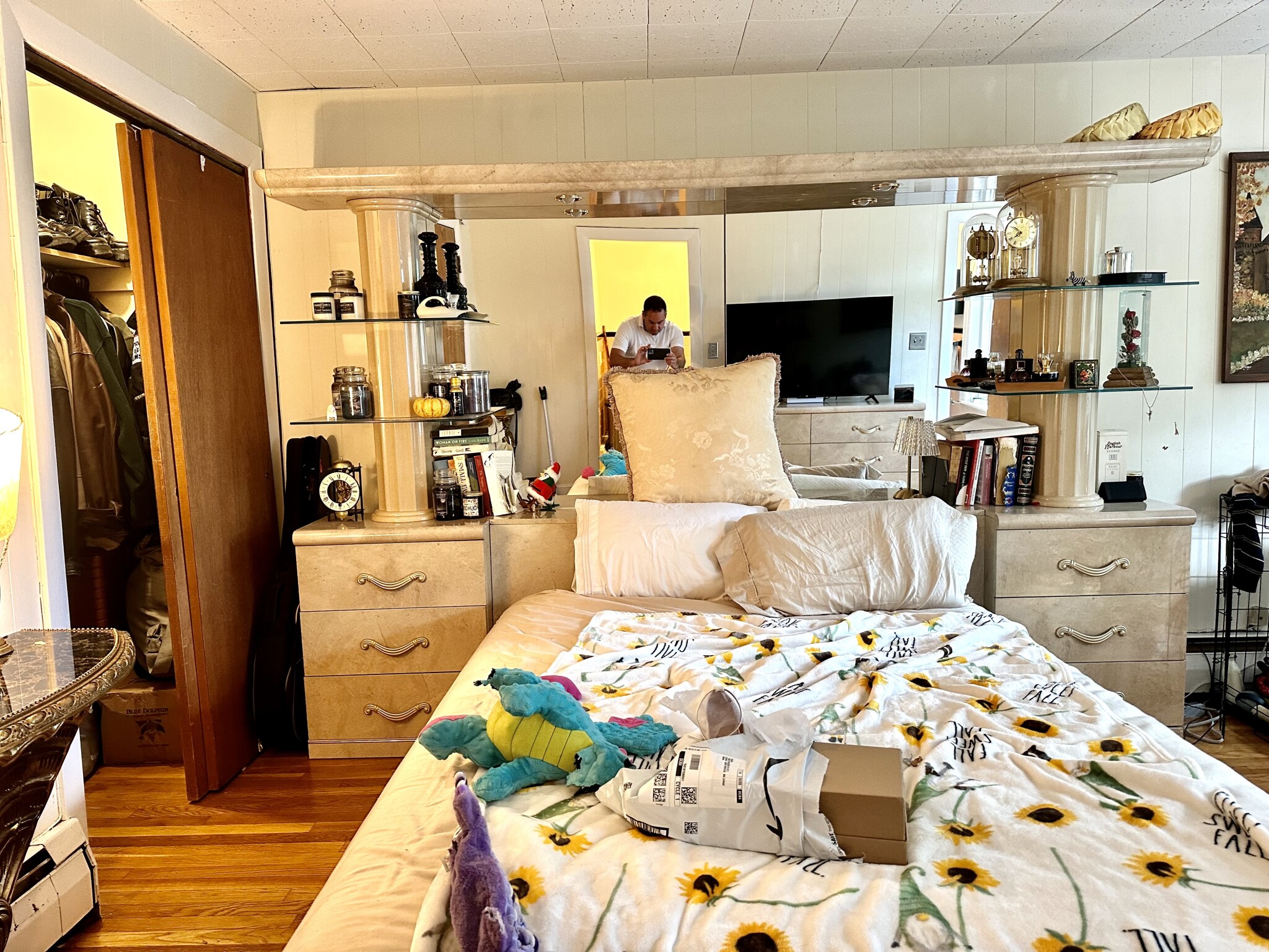 1063 Beacon St, Longwood