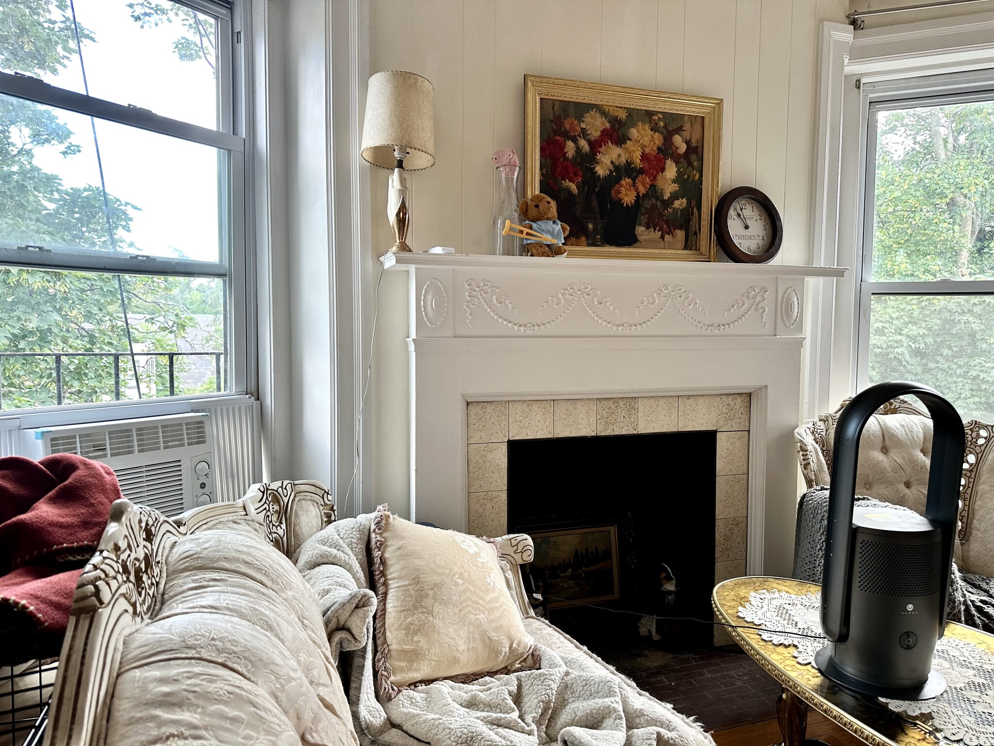 1063 Beacon St, Longwood