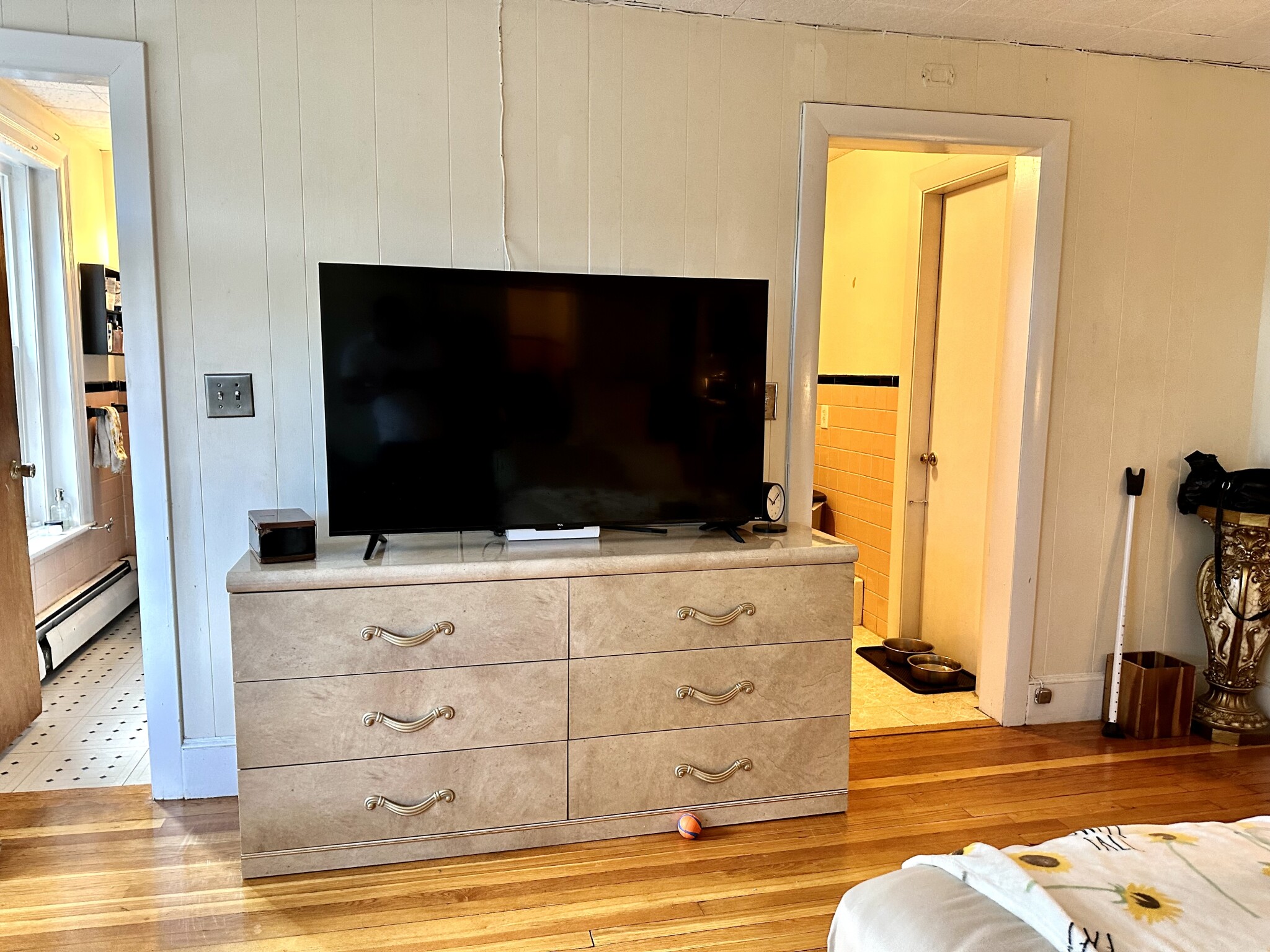 1063 Beacon St, Longwood