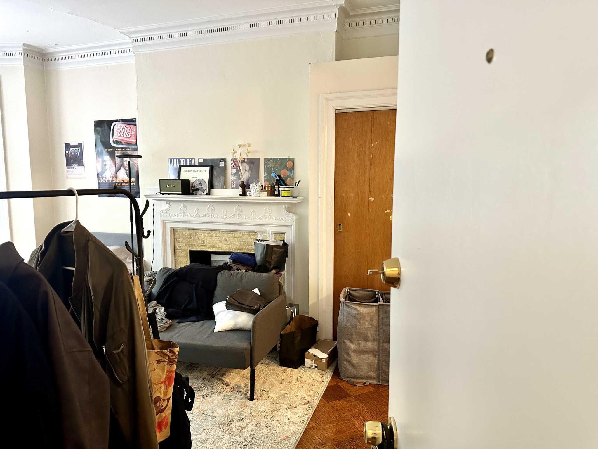 1069 Beacon St, Longwood