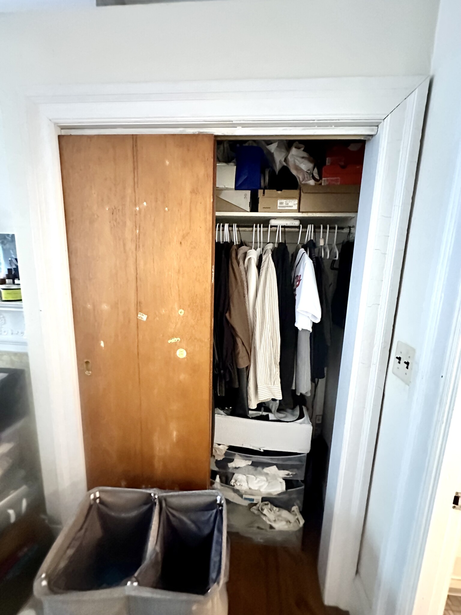 1069 Beacon St, Longwood