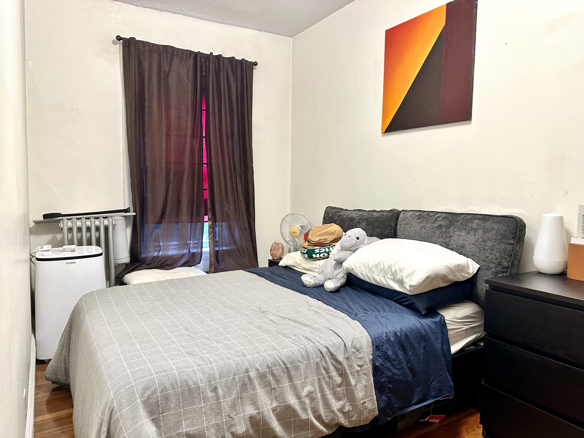 1071 Beacon St, Longwood