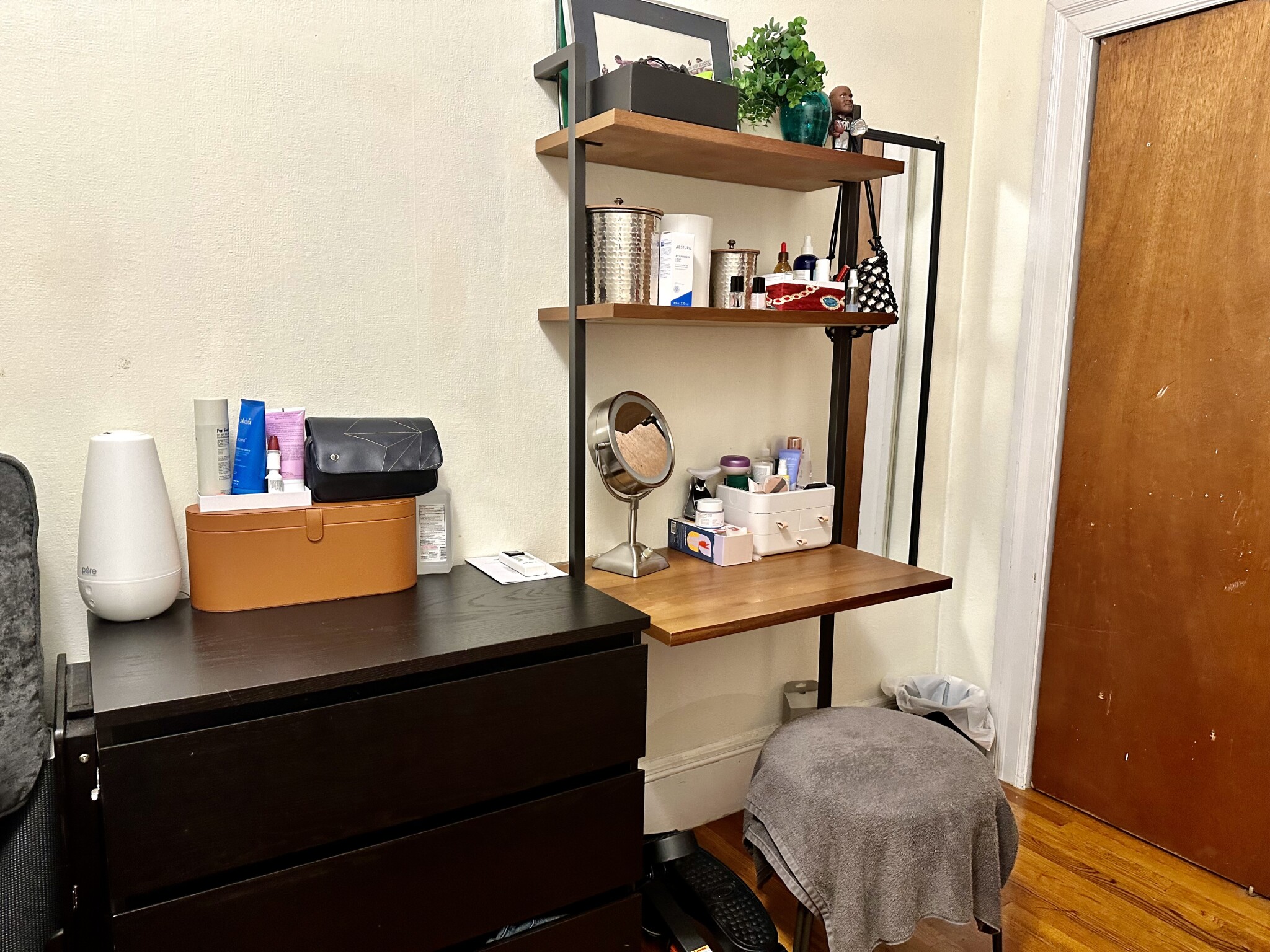 1071 Beacon St, Longwood