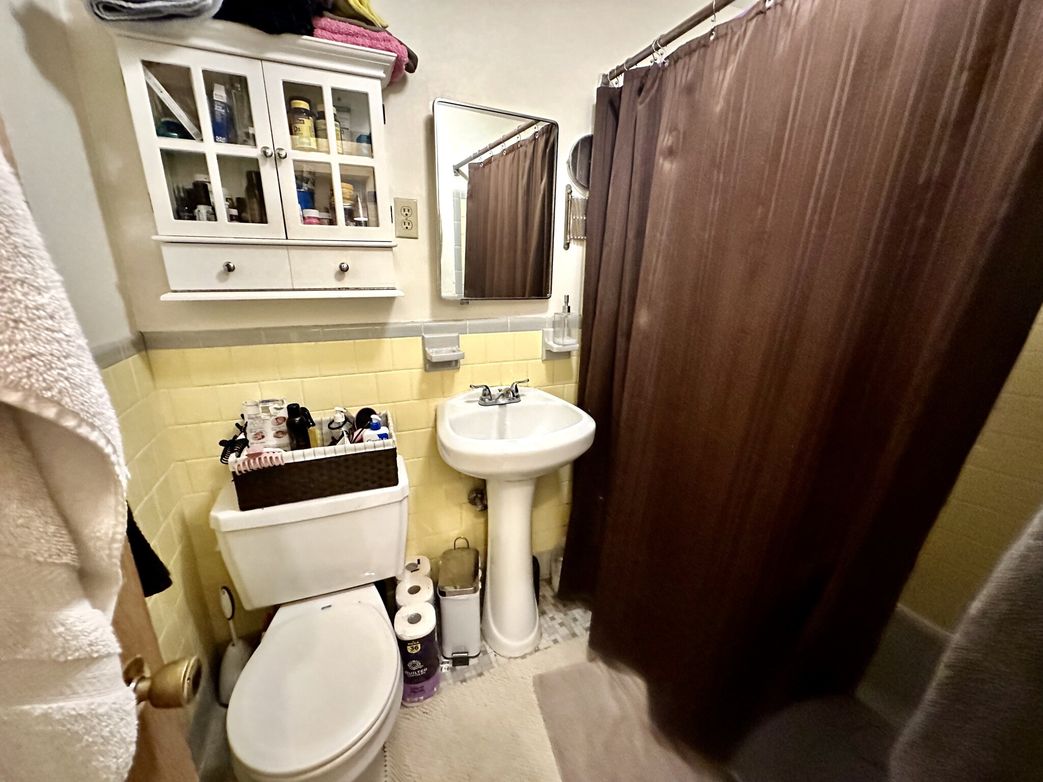 1071 Beacon St, Longwood