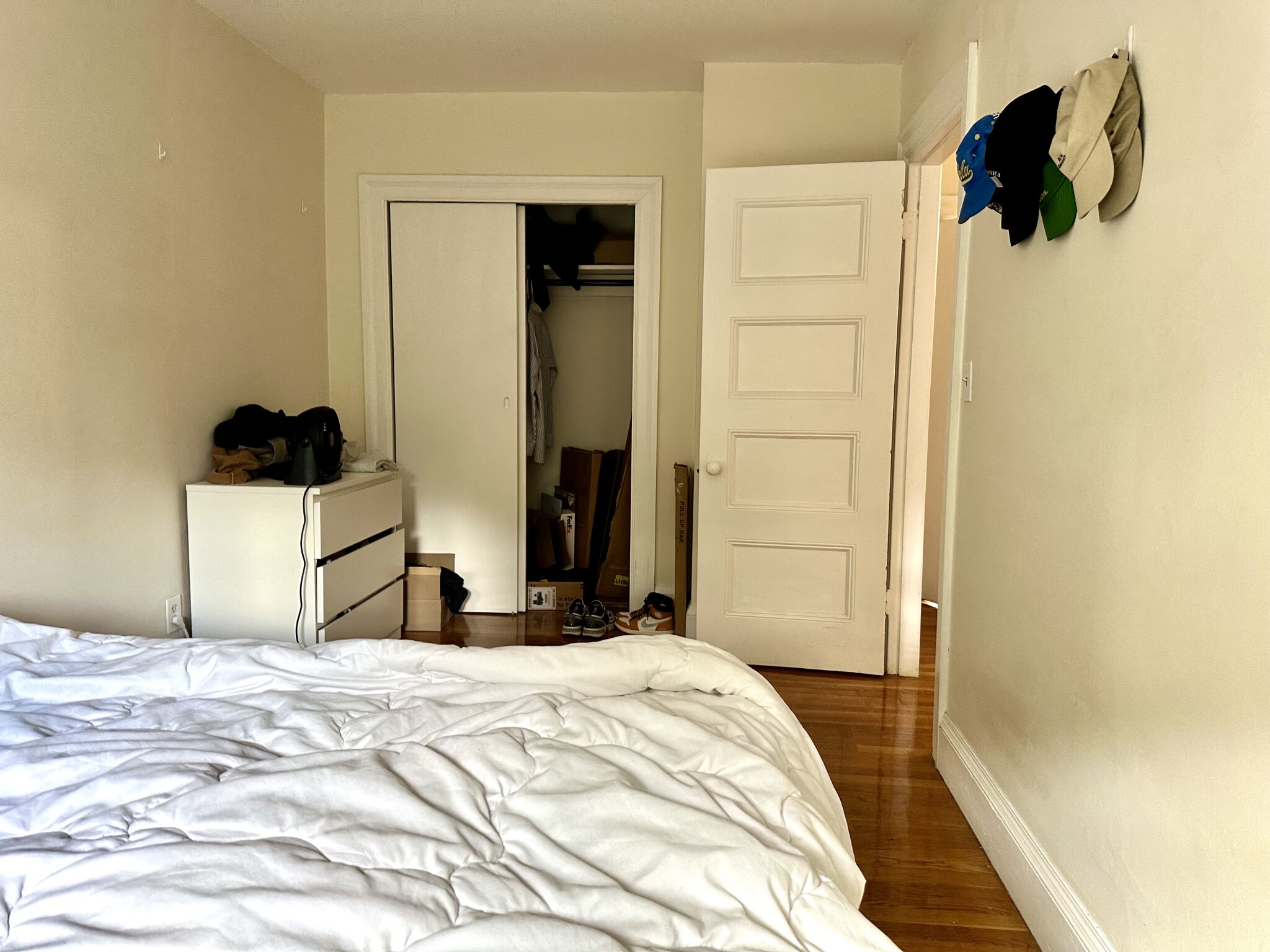 1071 Beacon St, Longwood