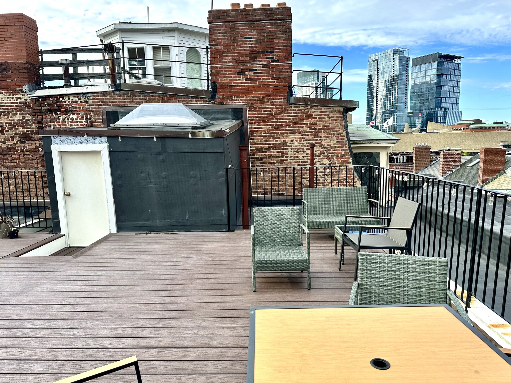 23 Temple, Beacon Hill