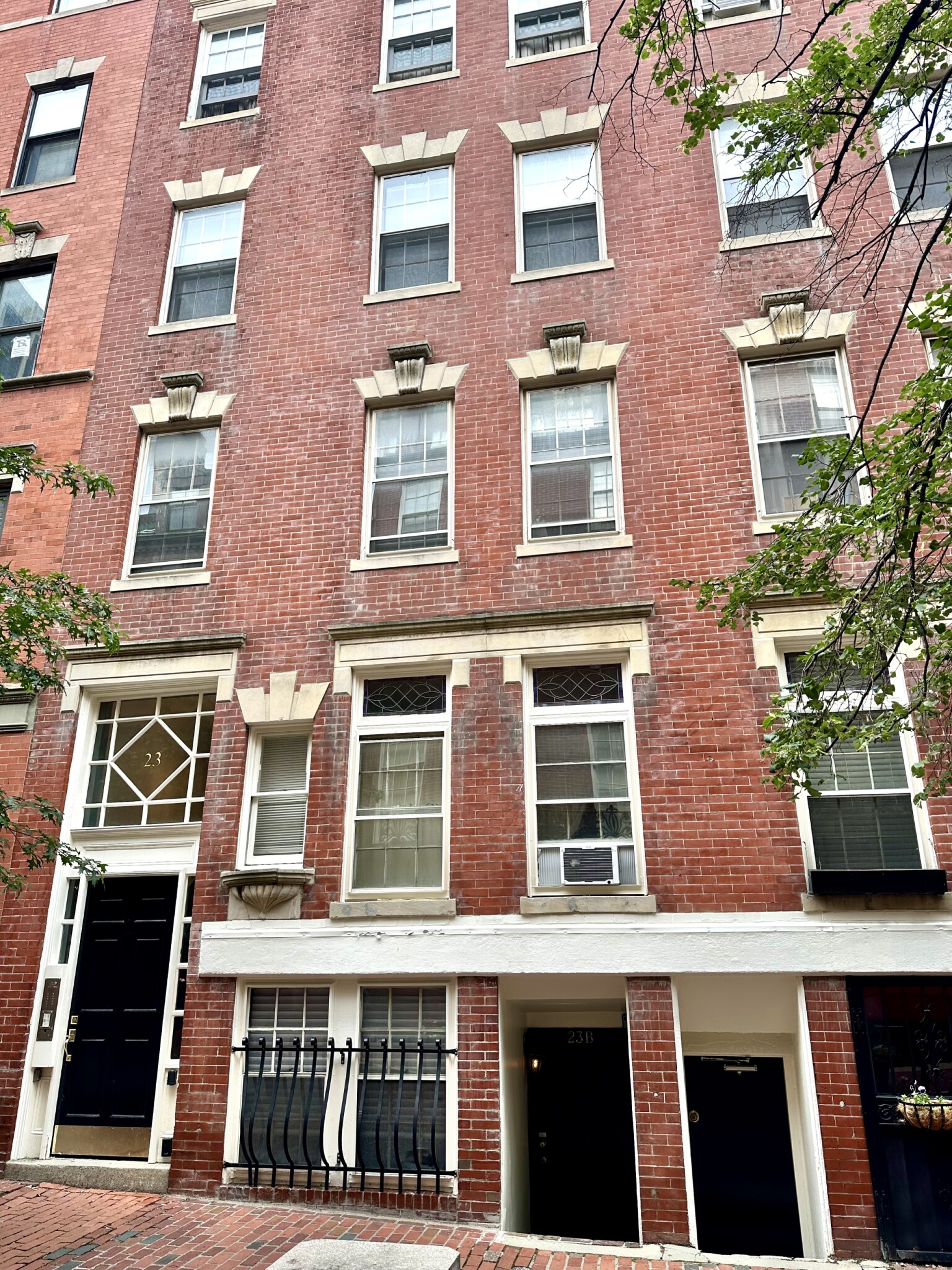 23 Temple, Beacon Hill