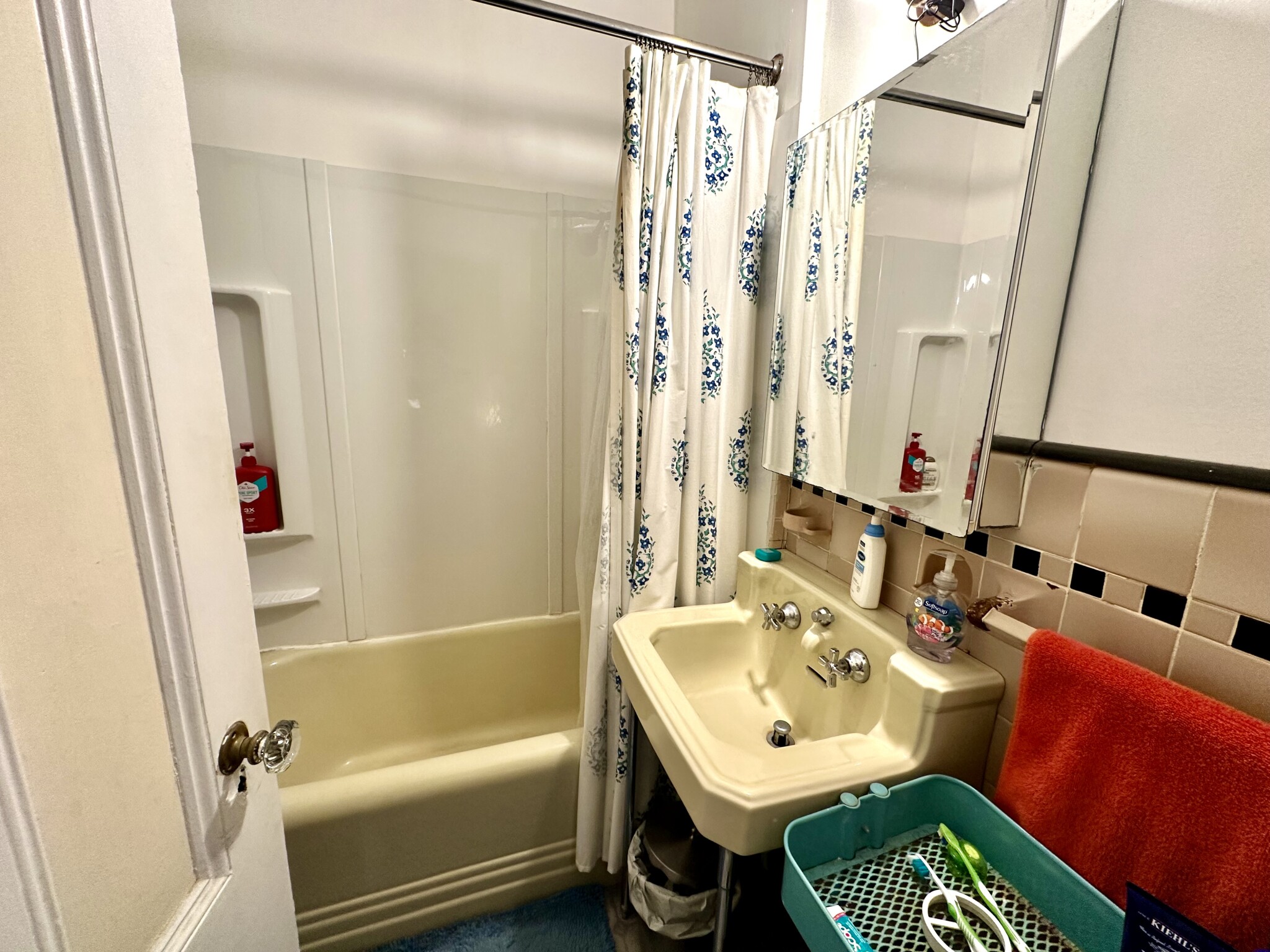 8 Brimmer, Beacon Hill