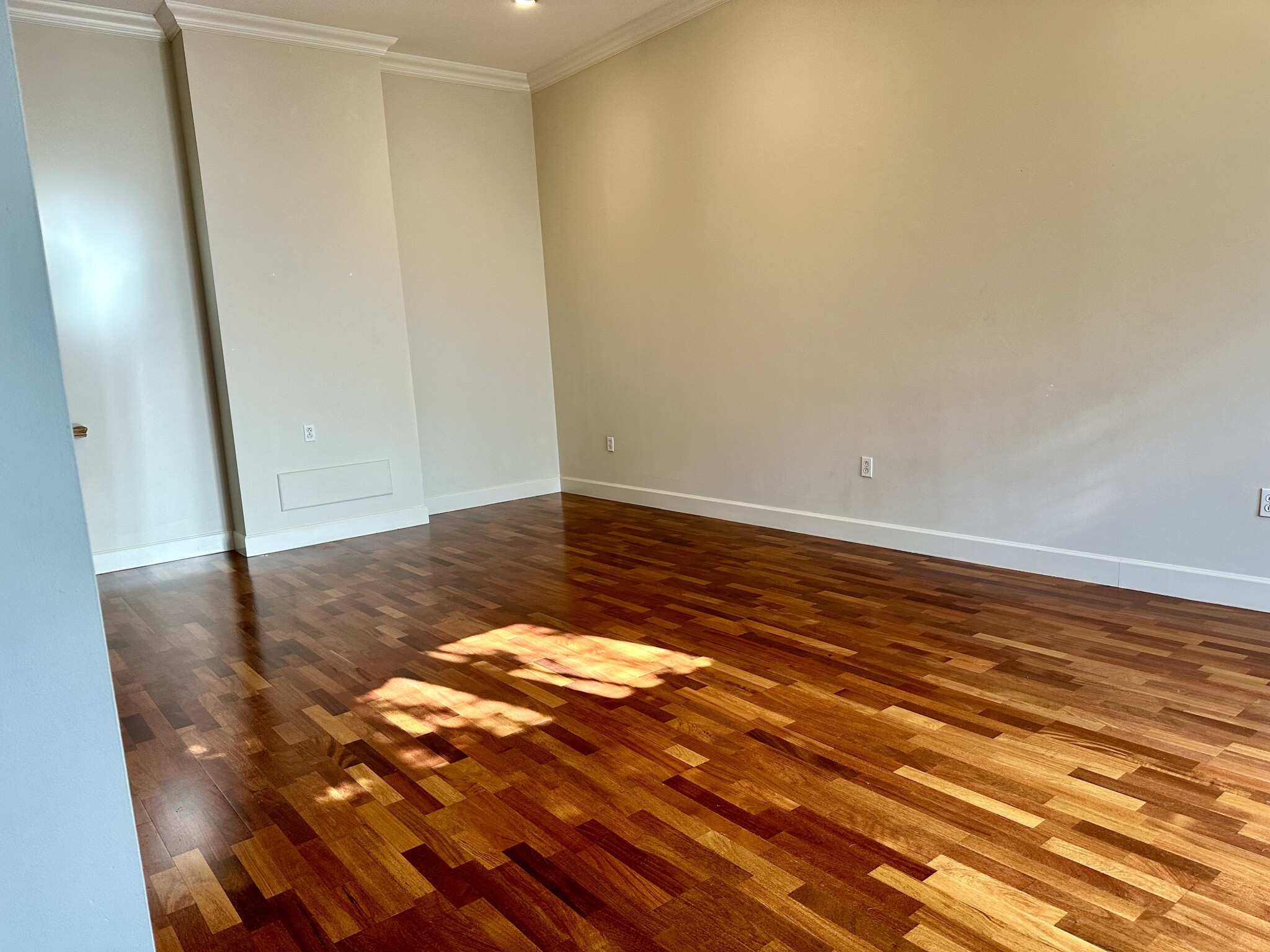 10 Bowdoin, Beacon Hill