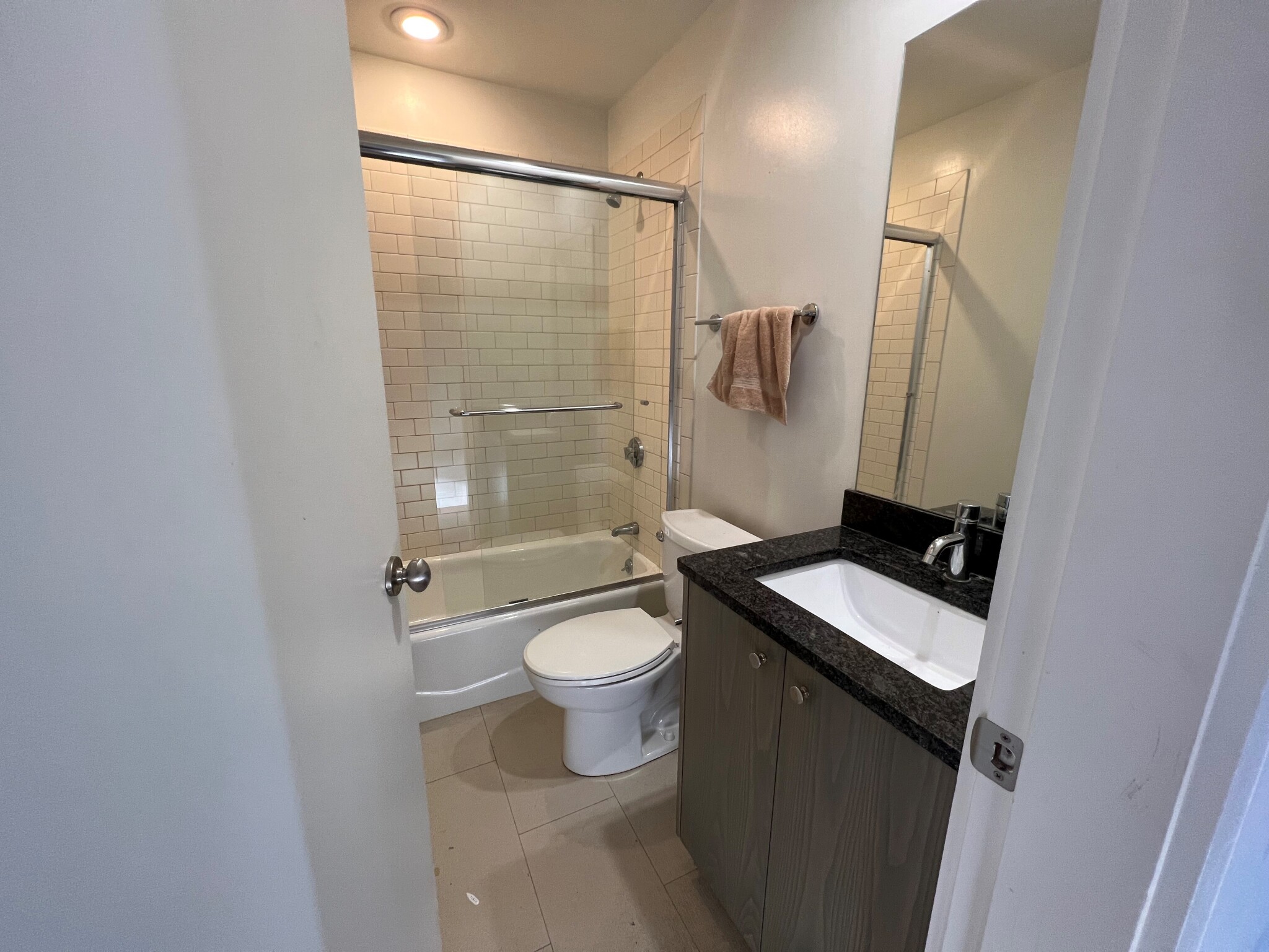 460B Harrison Ave, South End