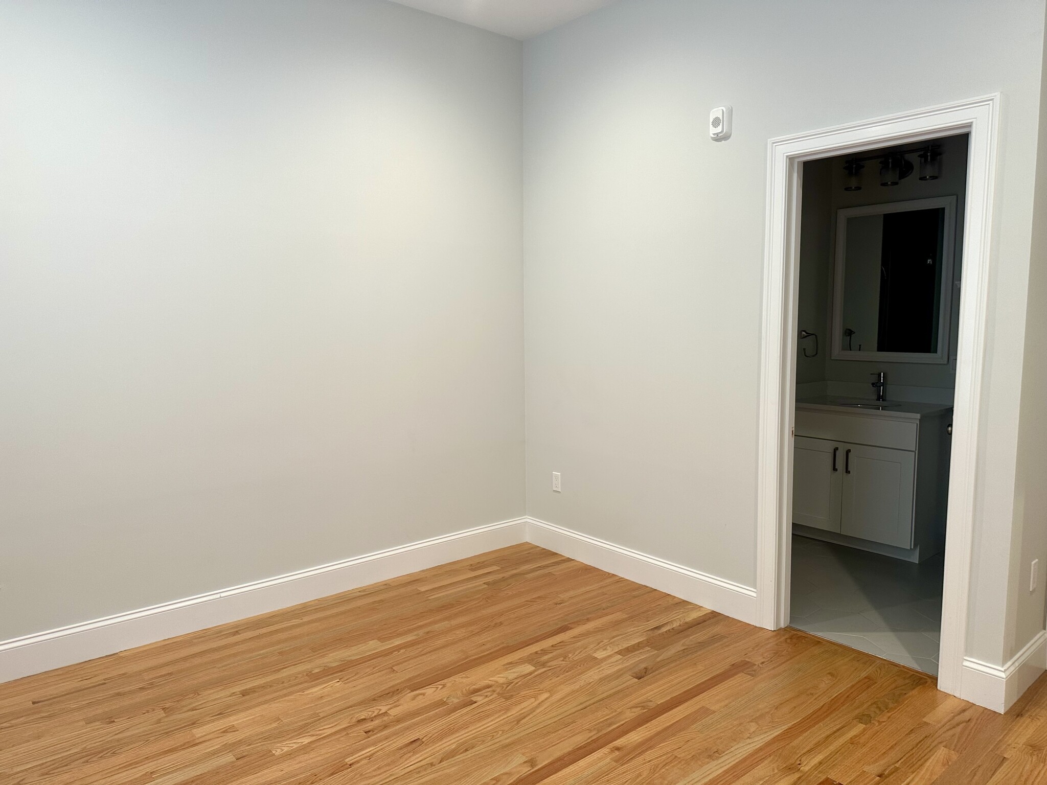 353 Dorchester St, South Boston