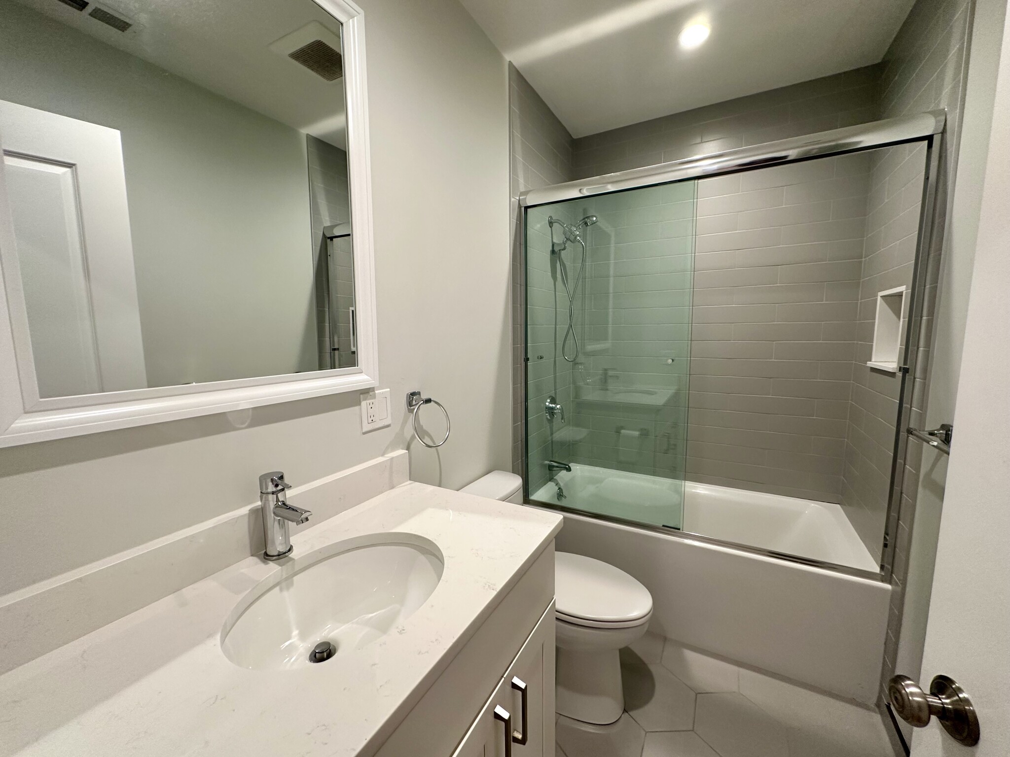 353 Dorchester St, South Boston