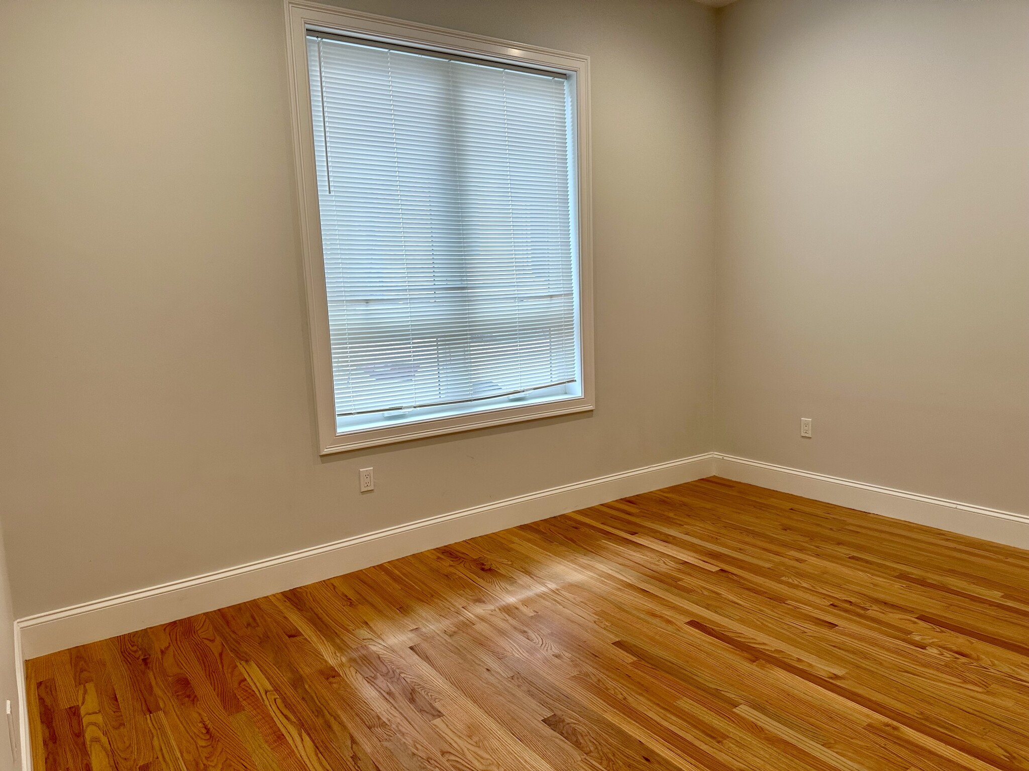 353 Dorchester St, South Boston