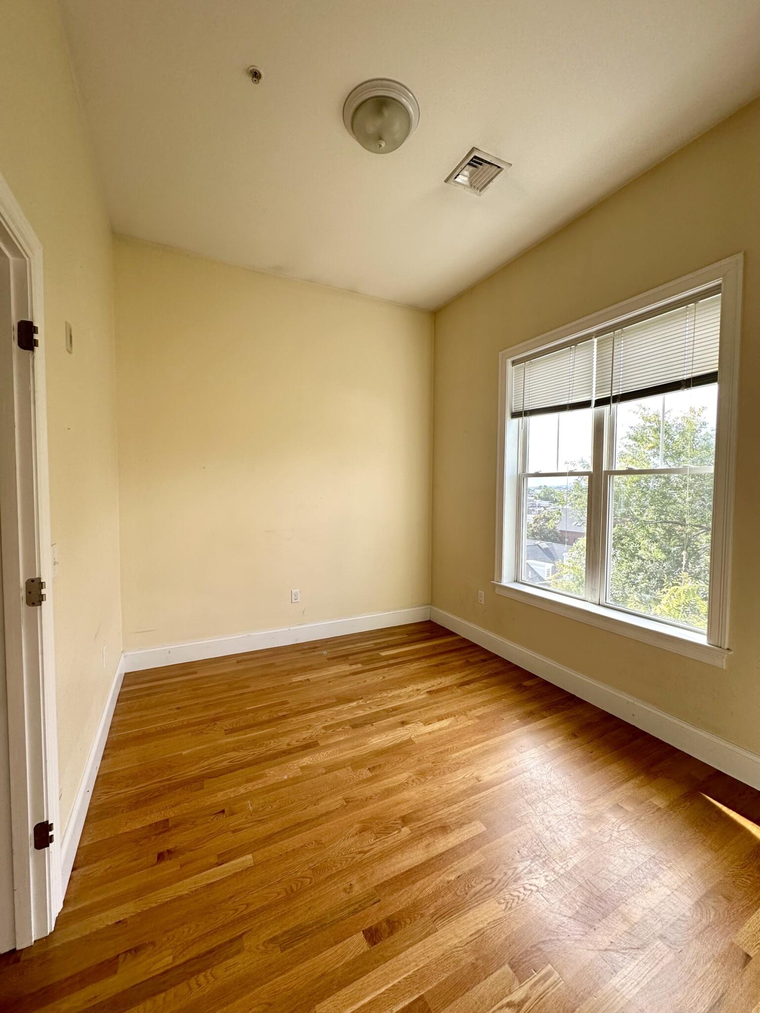 395 West Broadway, South Boston