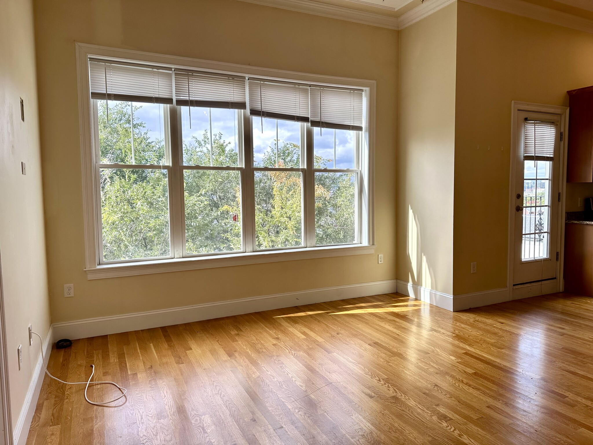 395 West Broadway, South Boston