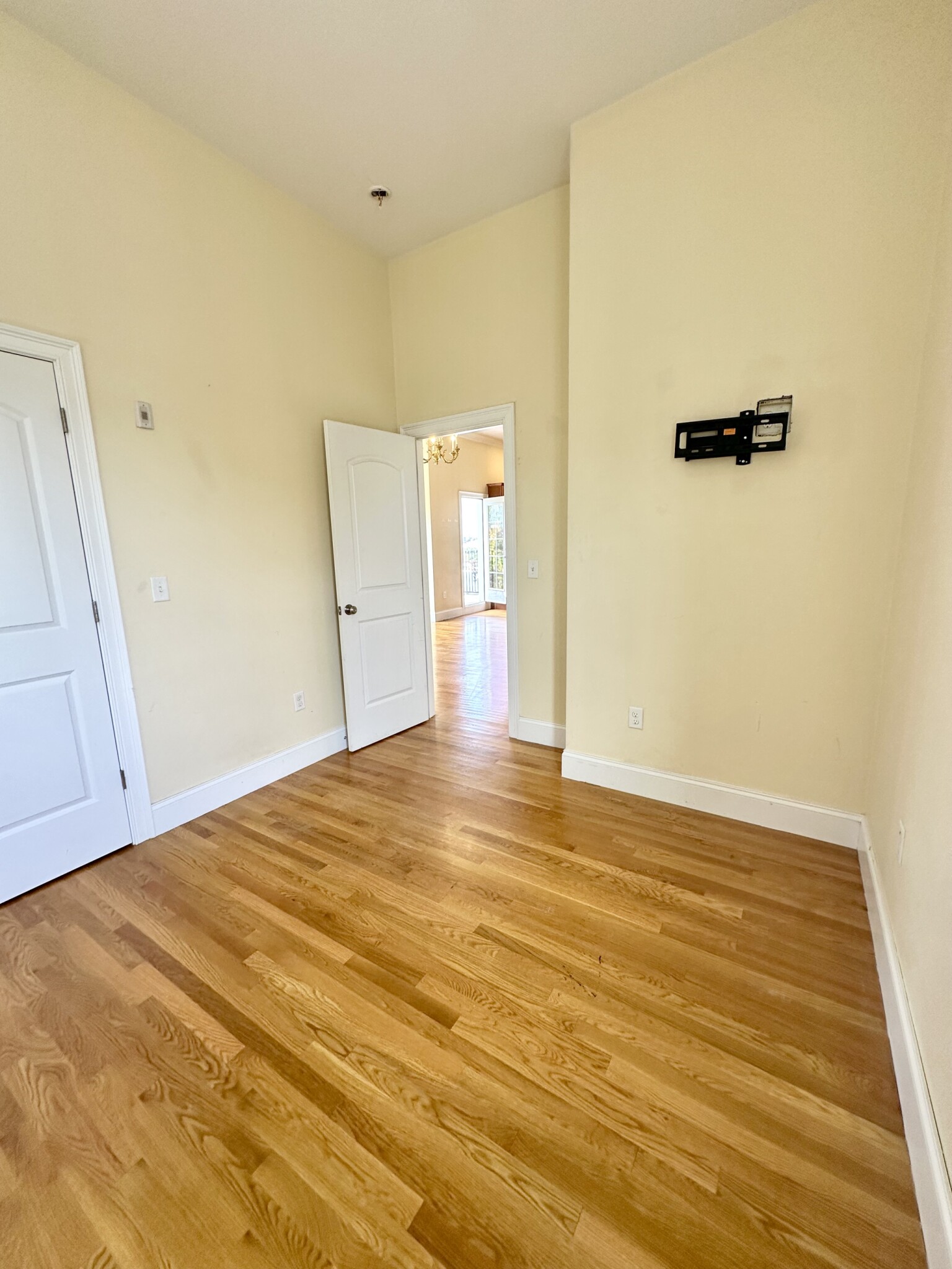 395 West Broadway, South Boston